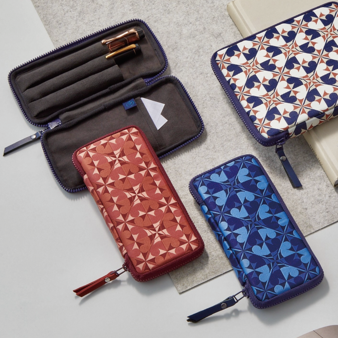 Kyoku Haku Archeology Red Zippered Pen Pouch (Triple)