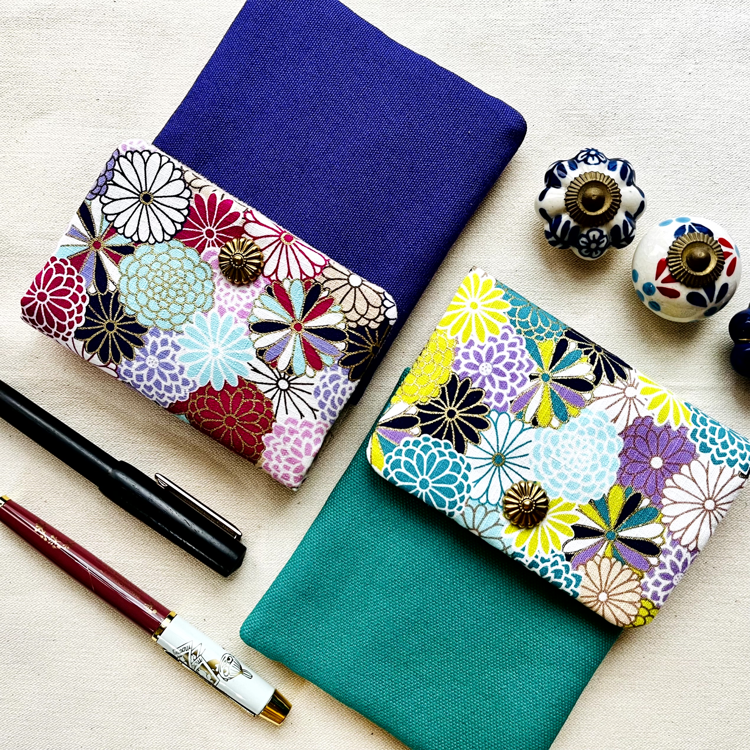 Kyoku Haku Dahlia Pink Cotton Flap Pen Pouch (Fourfold)