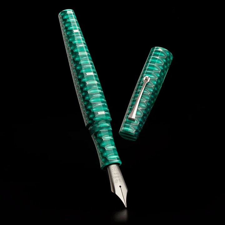 Leonardo Essenza Honeycomb Green ST Plumo Estilográfica