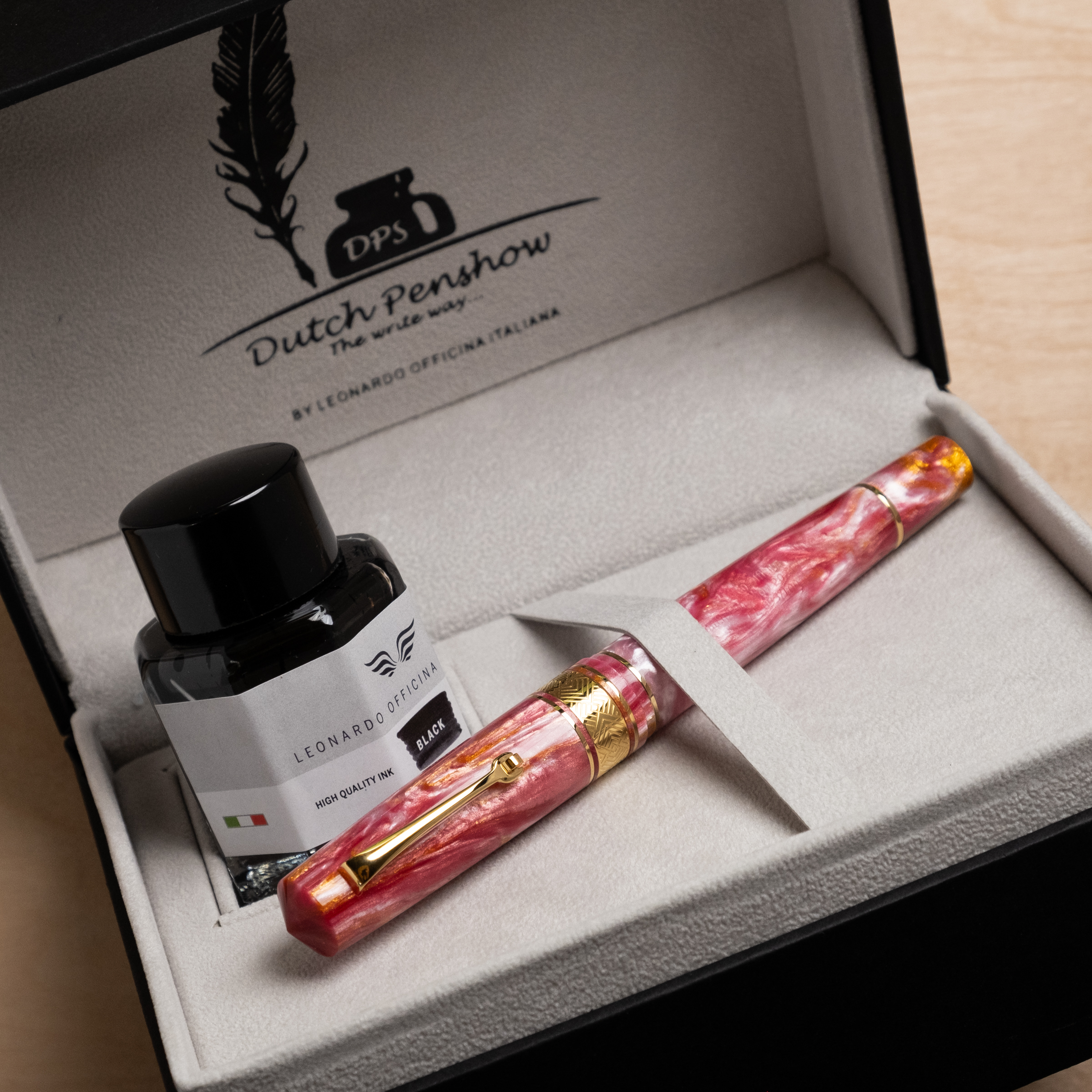 Leonardo Momento Zero Grande 2.0 Dutch Pen Show 2024 Sugar Rush Exclusive GT Fountain pen