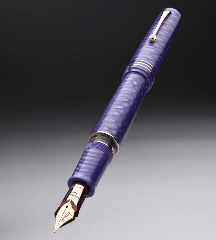 Leonardo Momento Zero Grande 2.0 Juma Dragon Skin Purple RGT Fountain pen