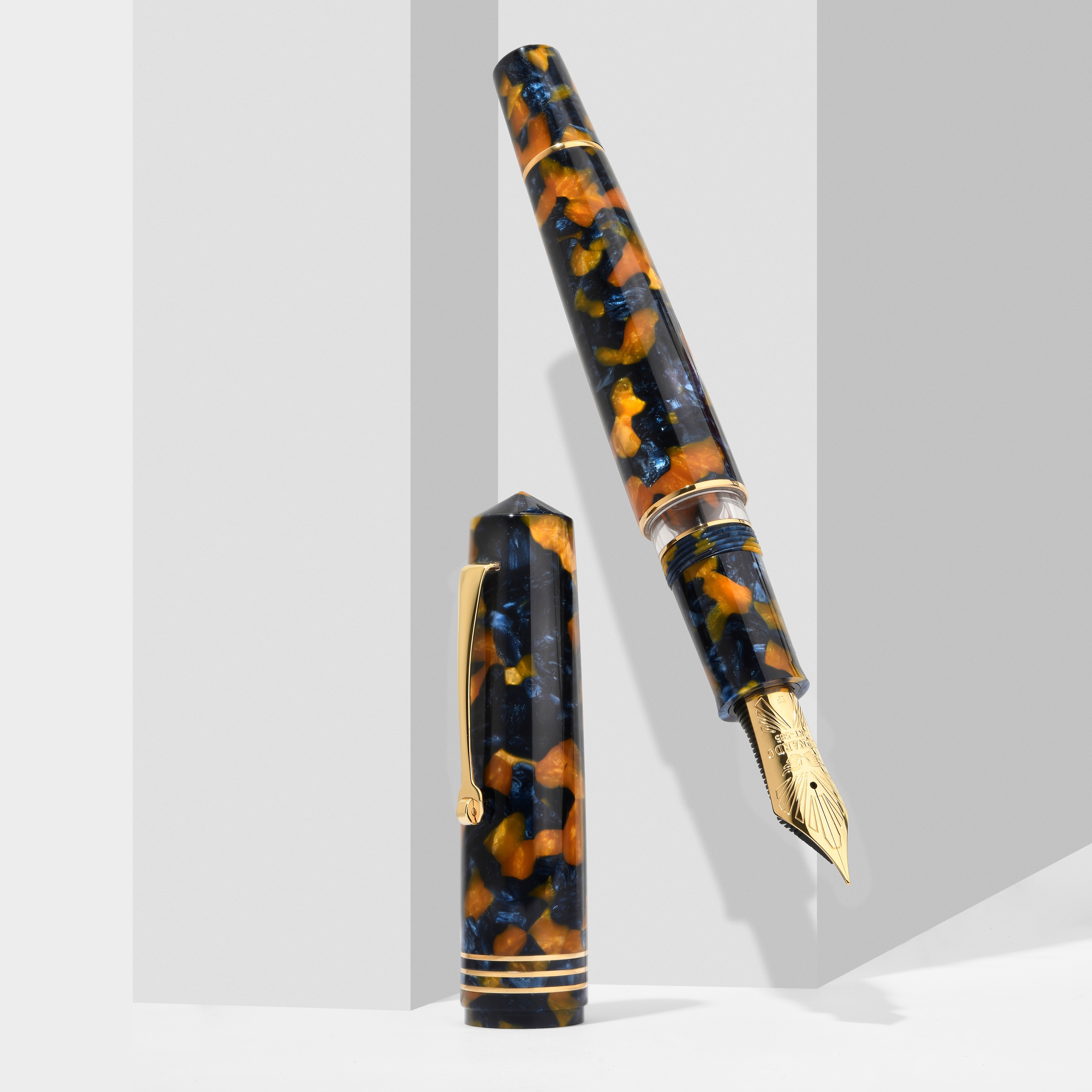 Leonardo Momento Zero Grande 2.0 Crepuscolo Marino GT Fountain pen