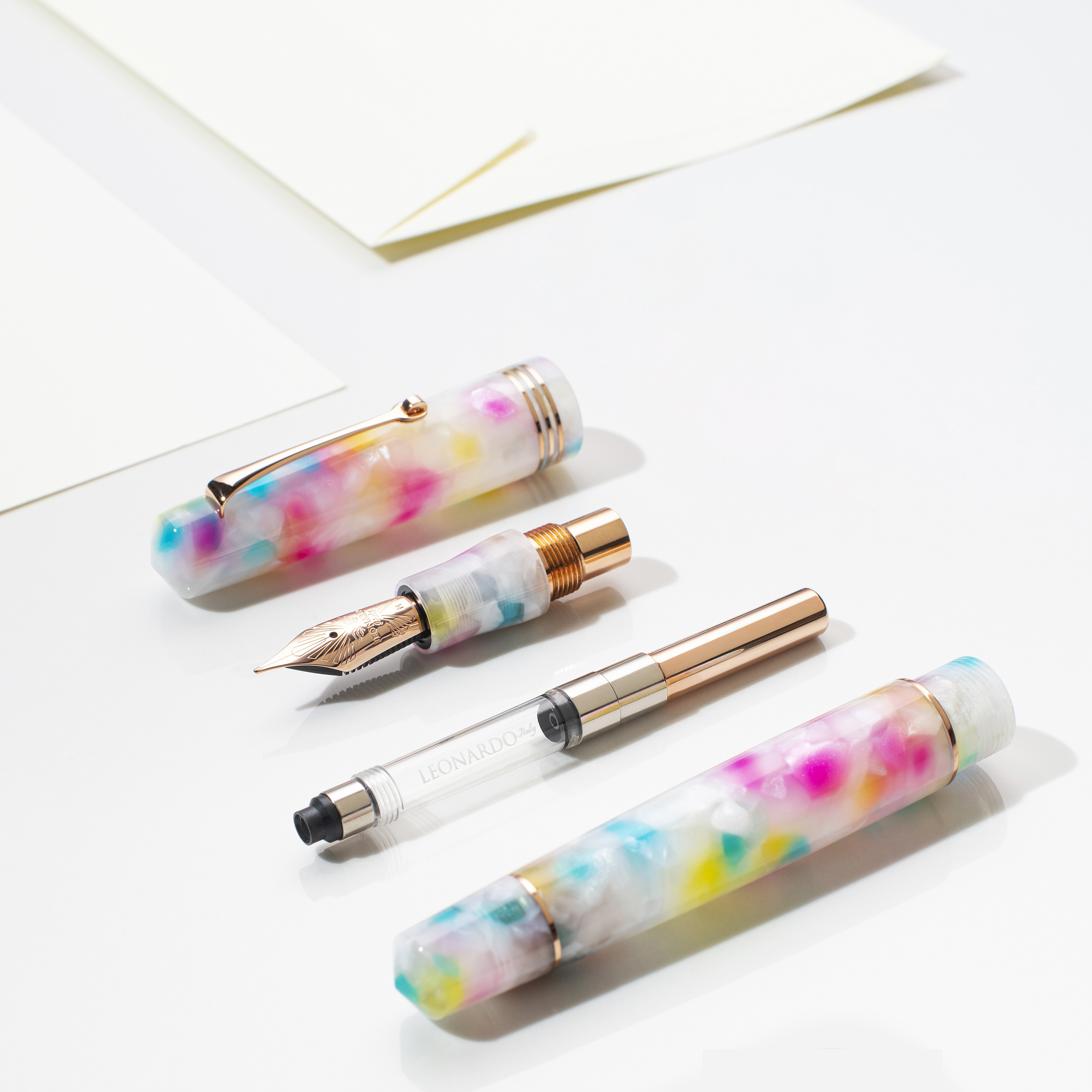 Leonardo Momento Zero Confettini Rainbow Sprinkles RGT Fountain pen