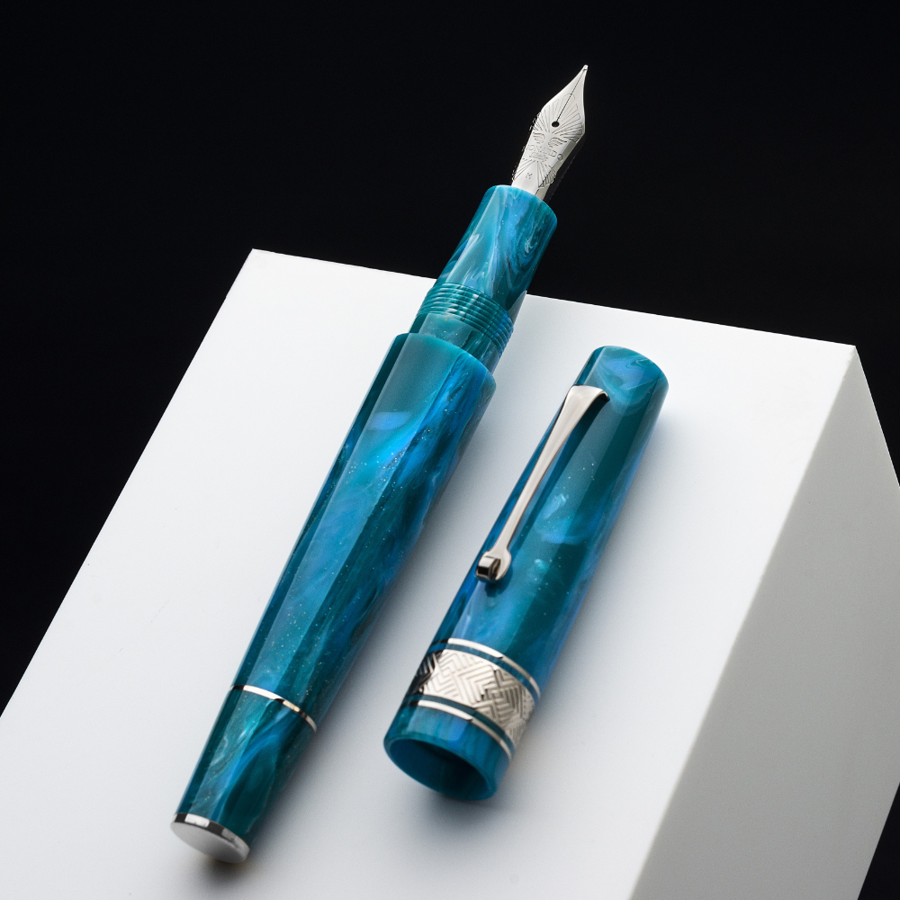 Leonardo Supernova Regular Star Light Blue ST Fountain pen