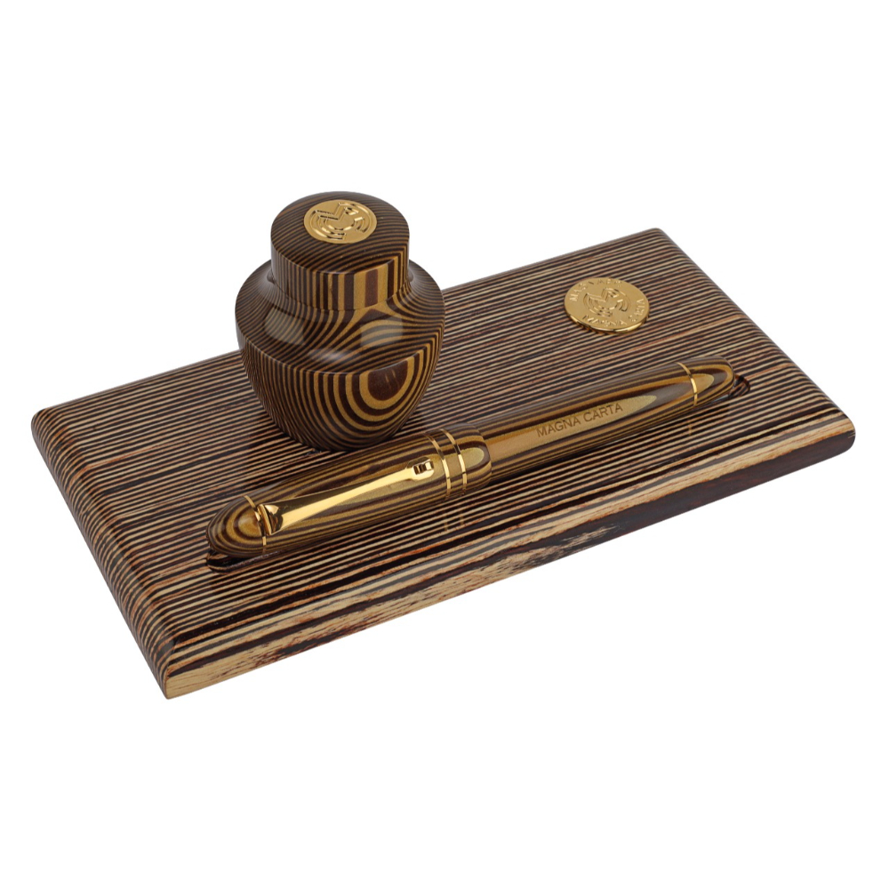 Magna Carta Libertatum Lord GT Desk Set
