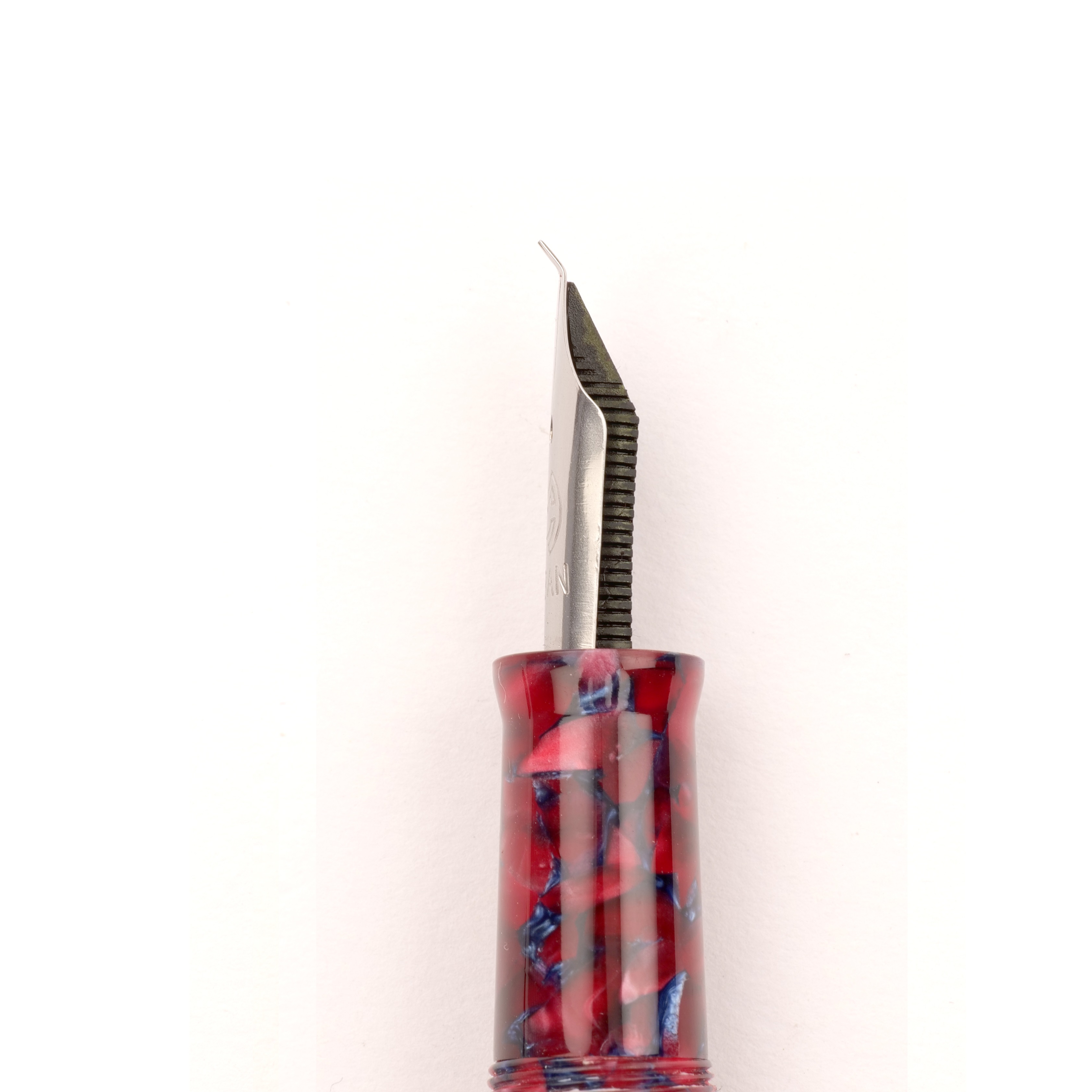 Magna Carta Urban Crimsonite ST Fude Reservoarpenna