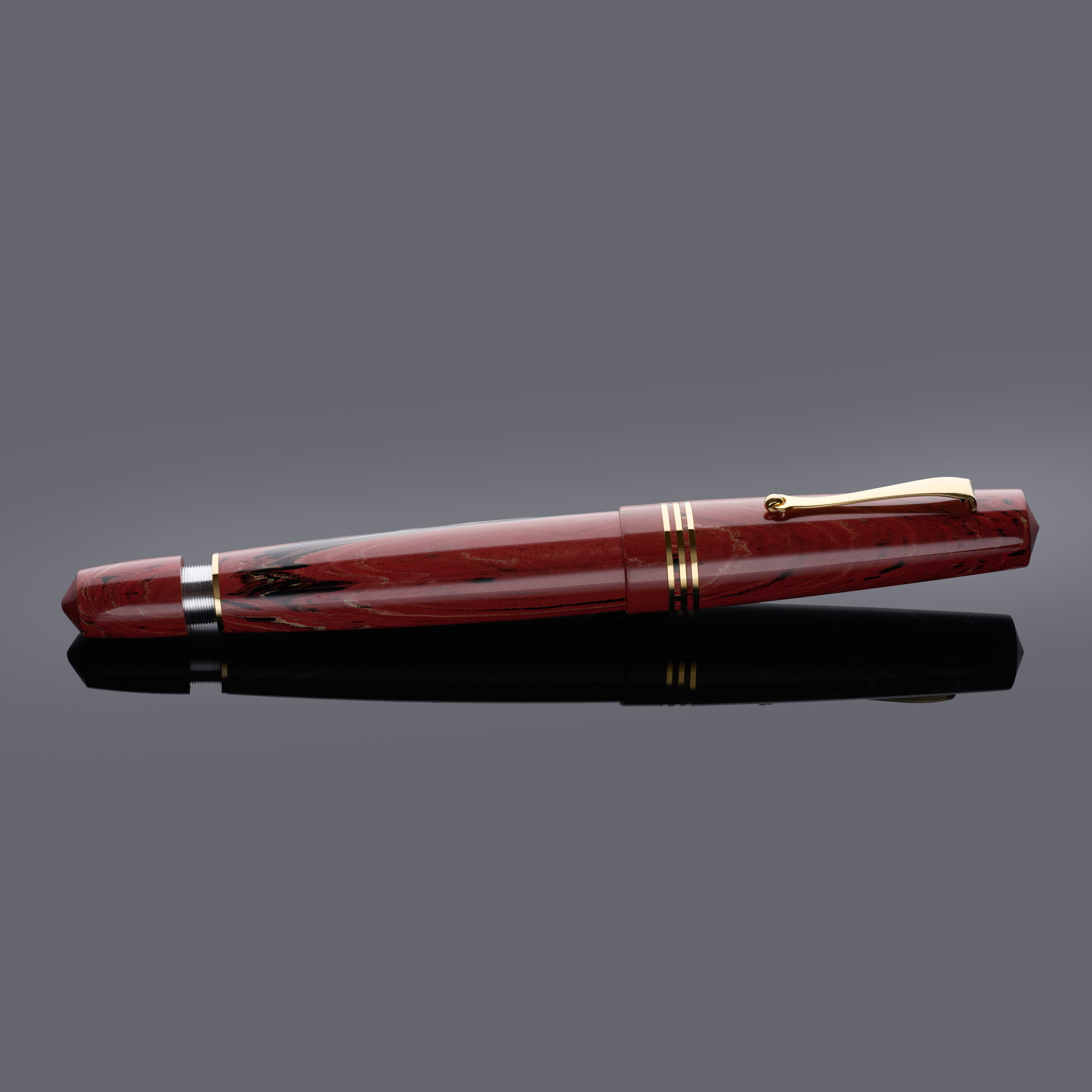Maiora Everest Ebonite Vulcania Fountain pen