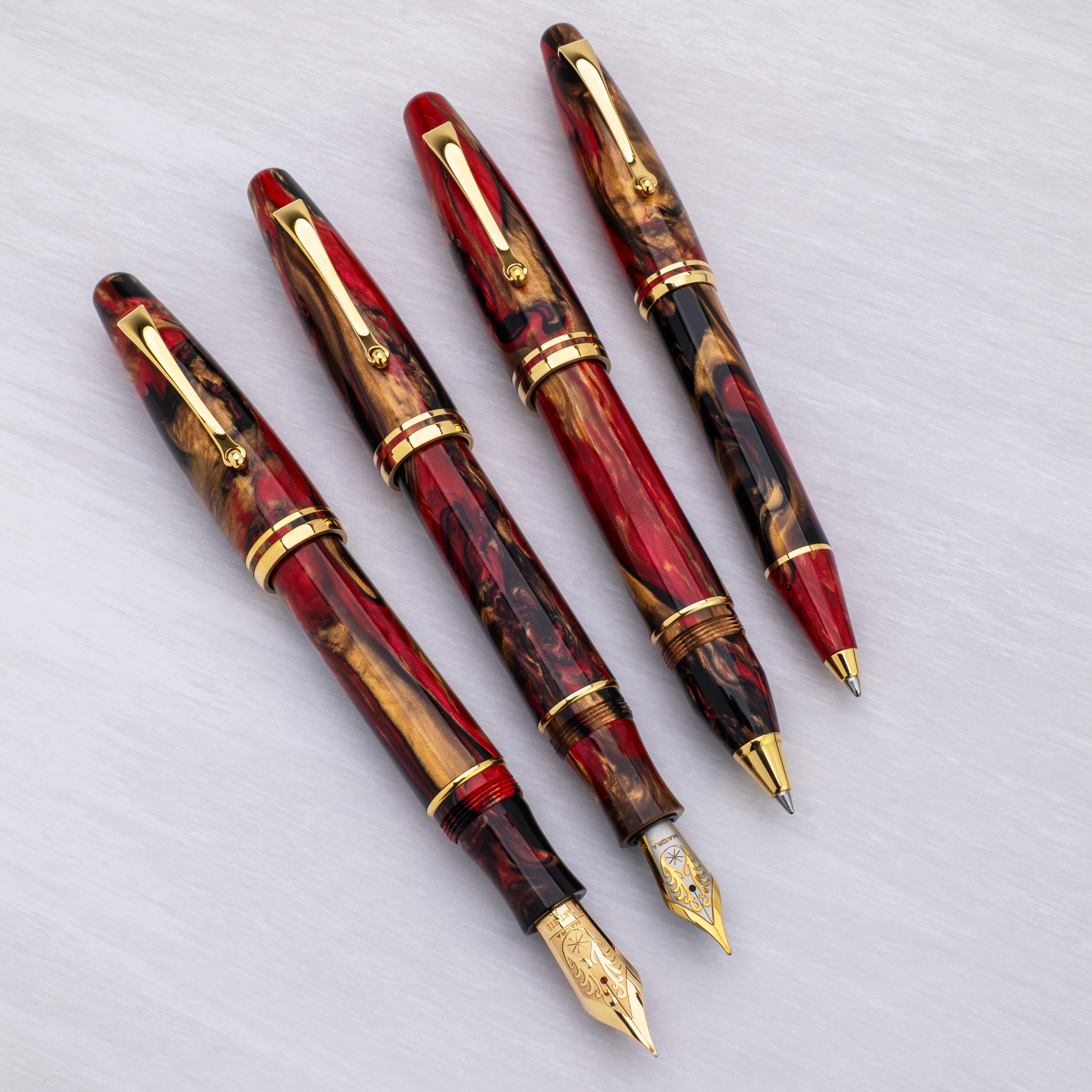 Maiora Ultra Ogiva Golden Rule Cartrdige Fountain pen