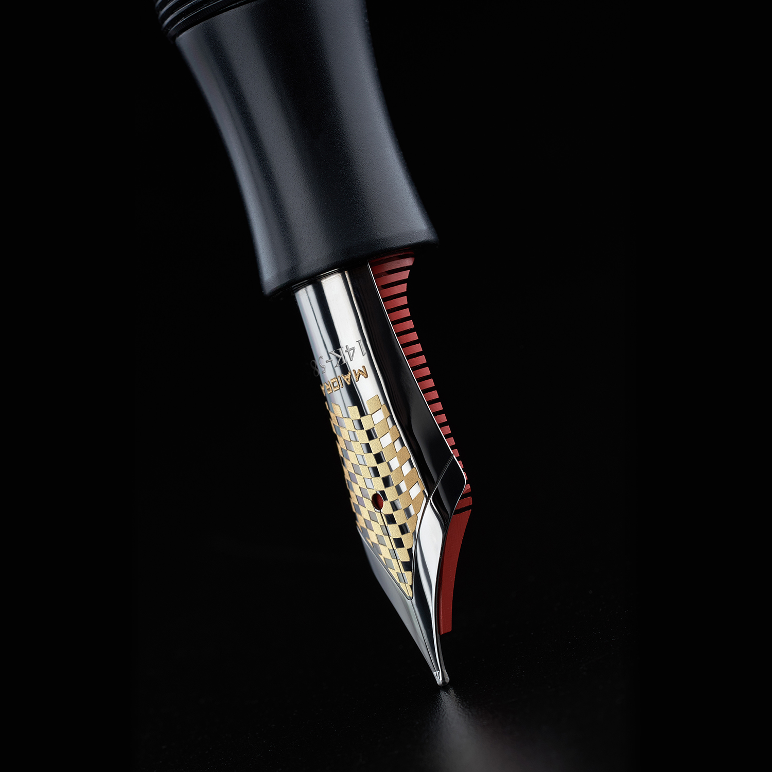 Maiora Ultra Ogiva Racing Fountain pen