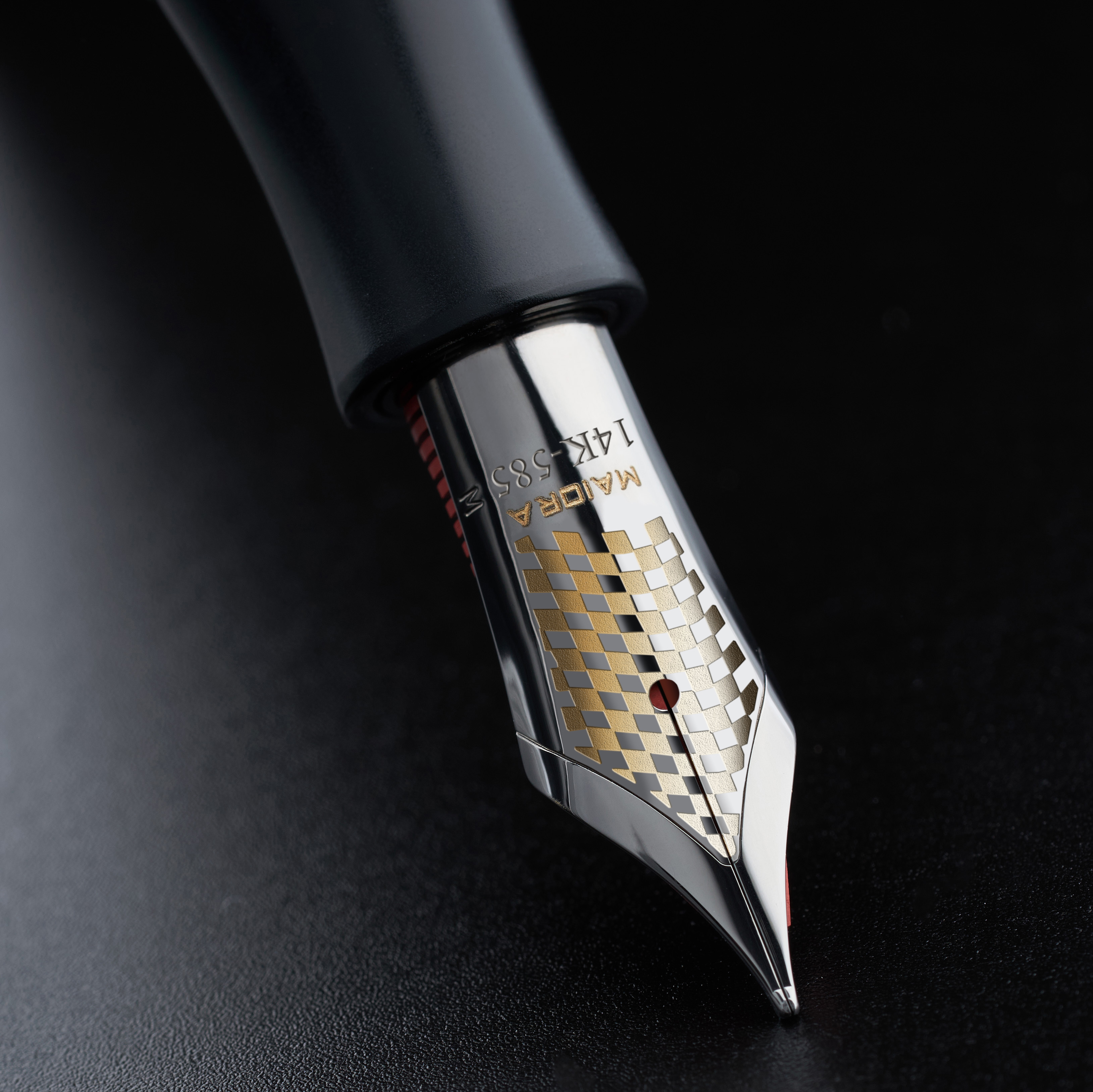 Maiora Ultra Ogiva Racing Fountain pen