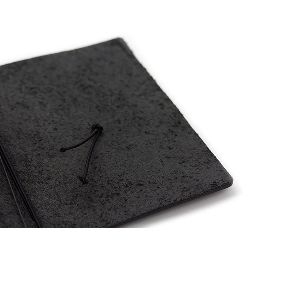 Traveler's Company Passport Black Notitieboek