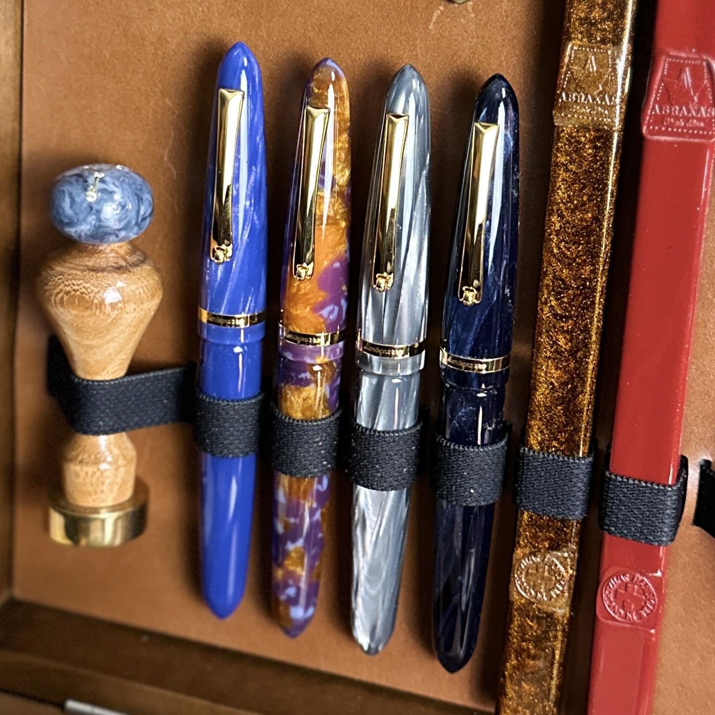 Montegrappa Venetia Pearl Grey Celluloid GT Fountain pen