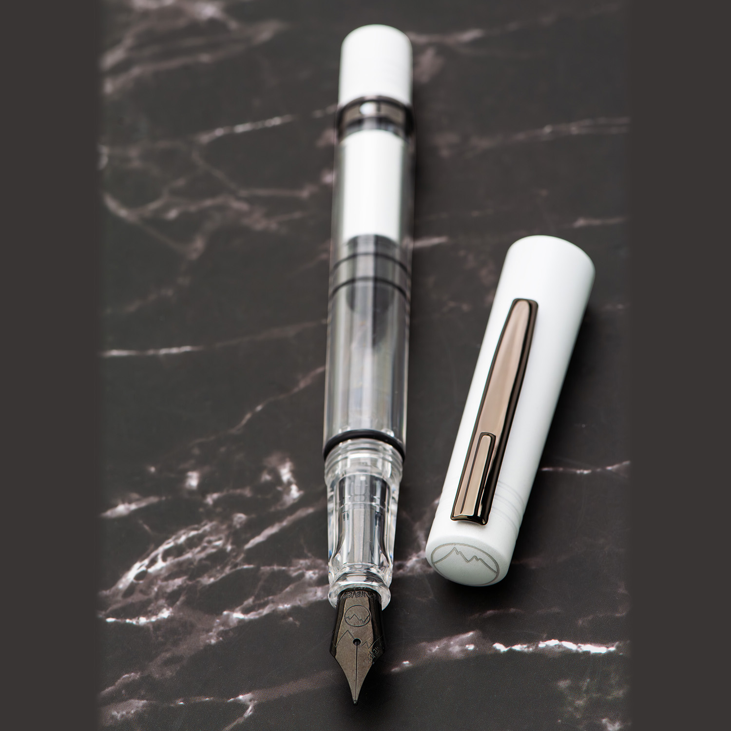 Monteverde MP1 White Lotus Limited Edition Stylo Plume