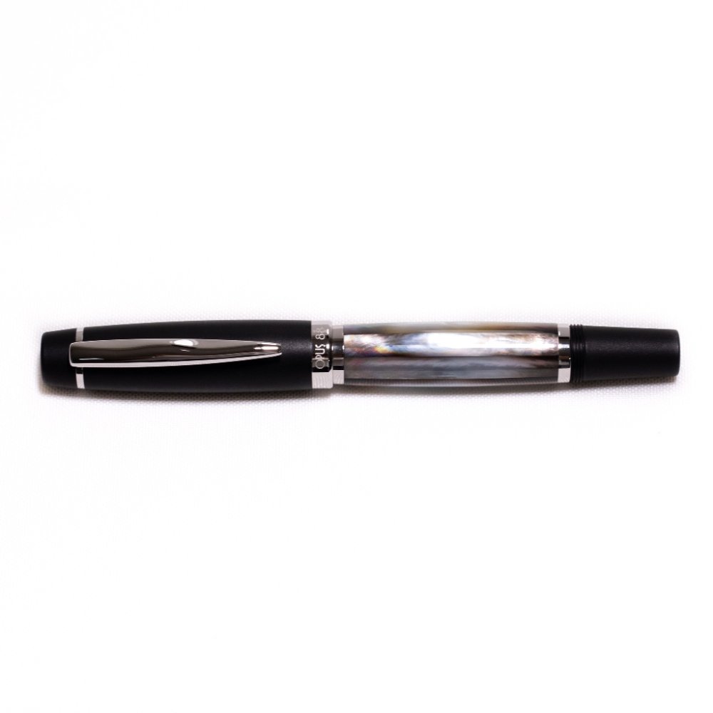 Opus 88 Premium Shell Black Mother of Pearl Vulpen