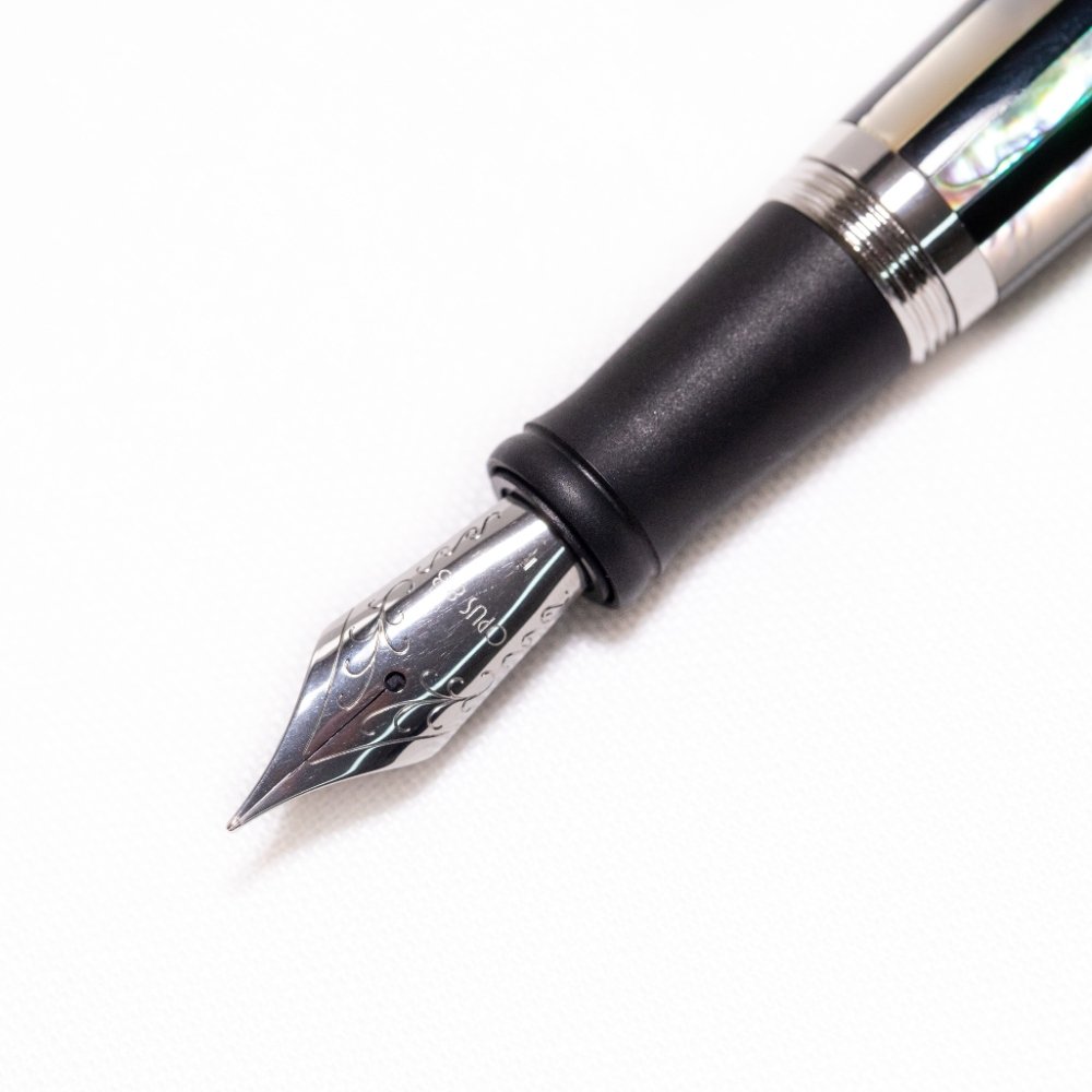 Opus 88 Premium Shell Stripe Fountain pen