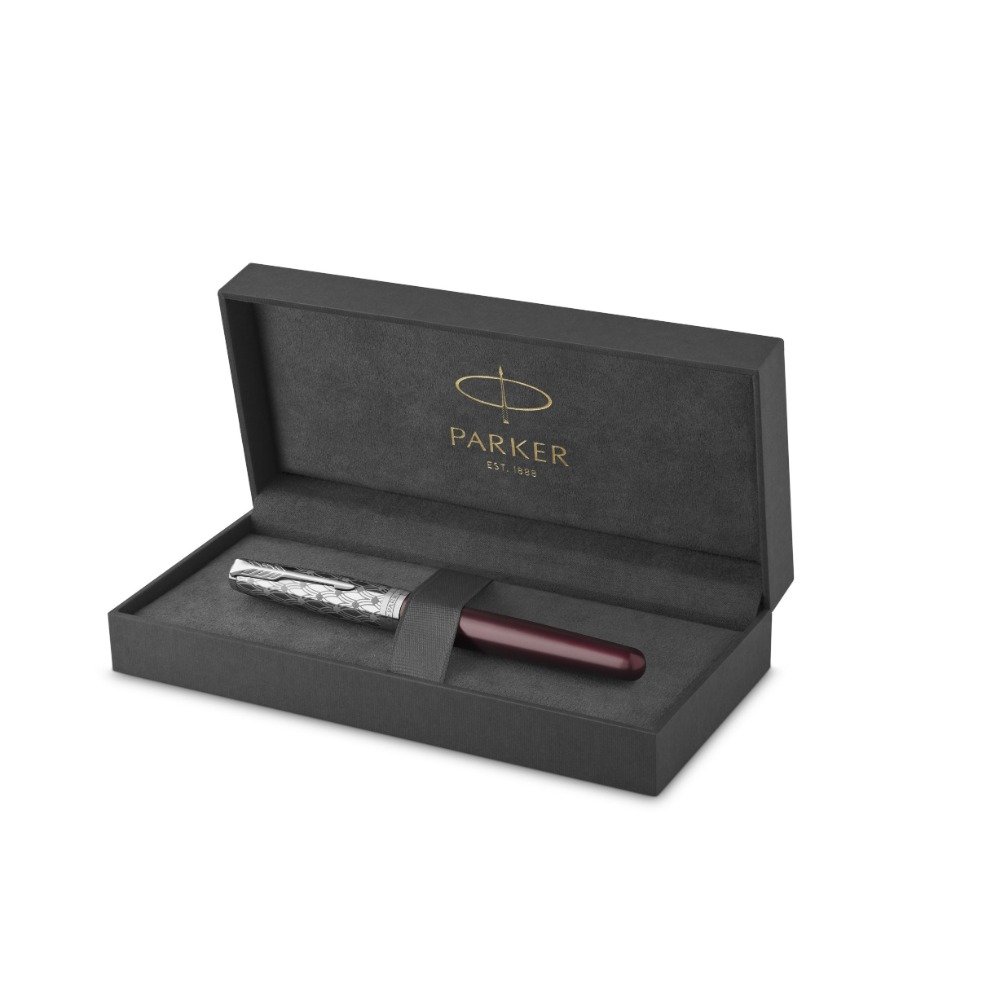 Parker Sonnet Metal & Red Fountain pen