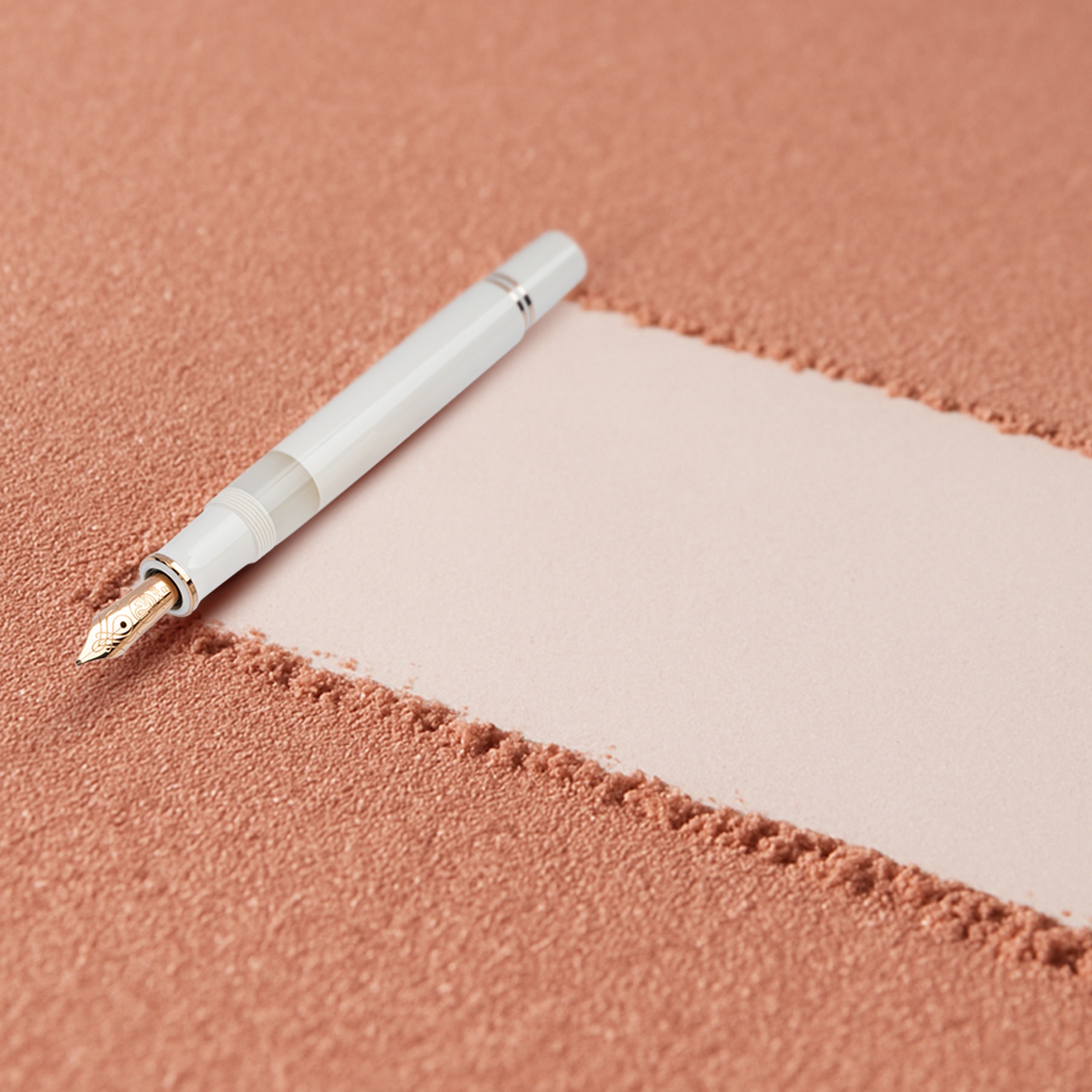 Pelikan Souverän M600 White Rose Gold Special Edition  Pióro Wieczne