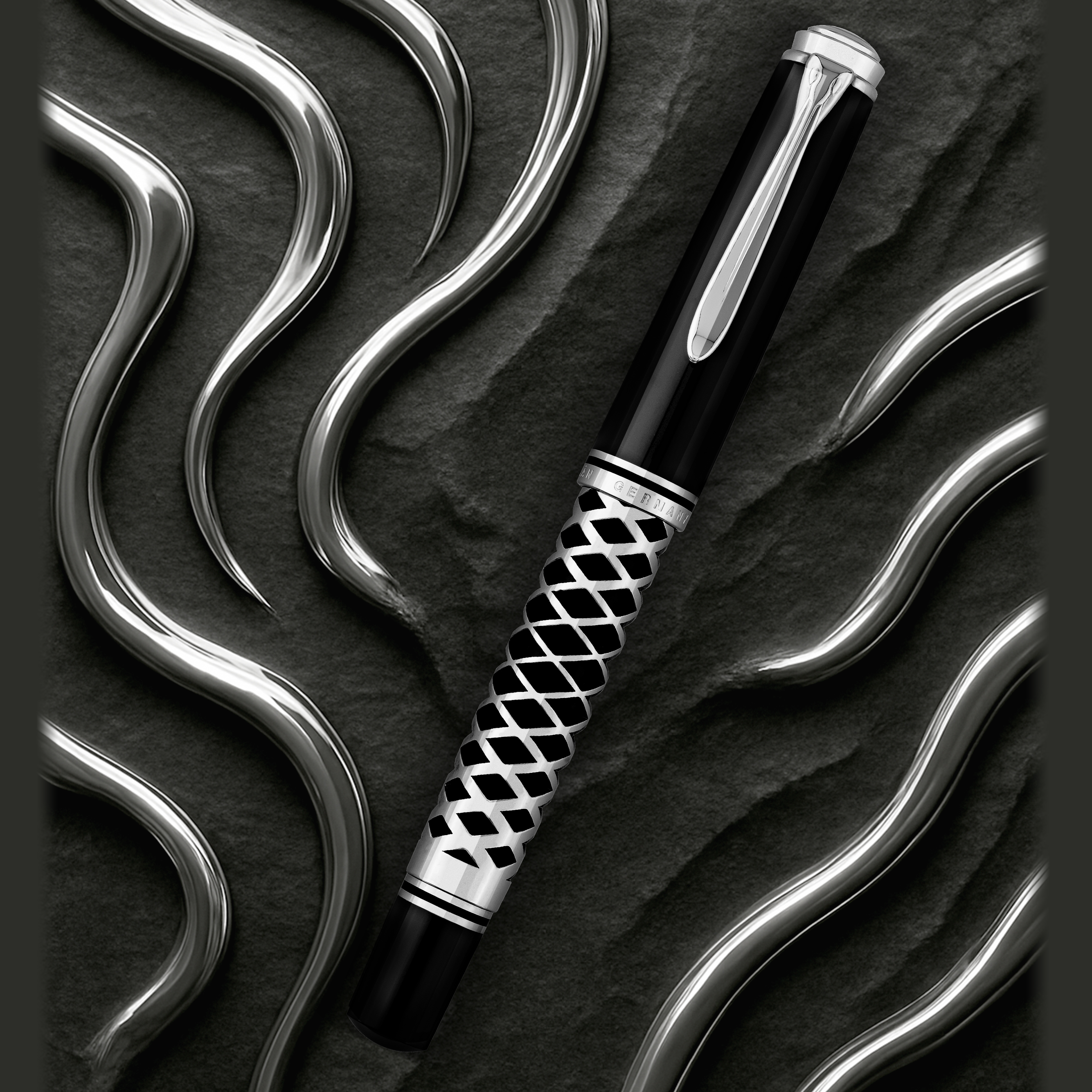 Pelikan Souverän M805 Metal Sleeve Fountain pen