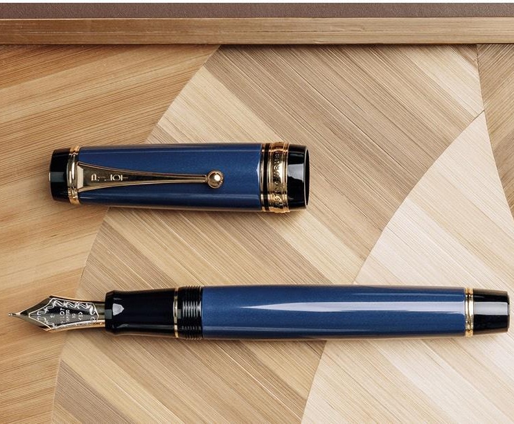 Pilot Custom 845 Urushi Deep Blue Fountain pen