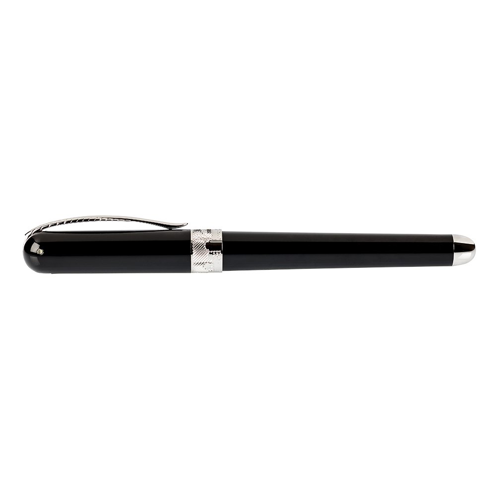 Pineider Avatar UltraResin Graphene Black Fountain pen