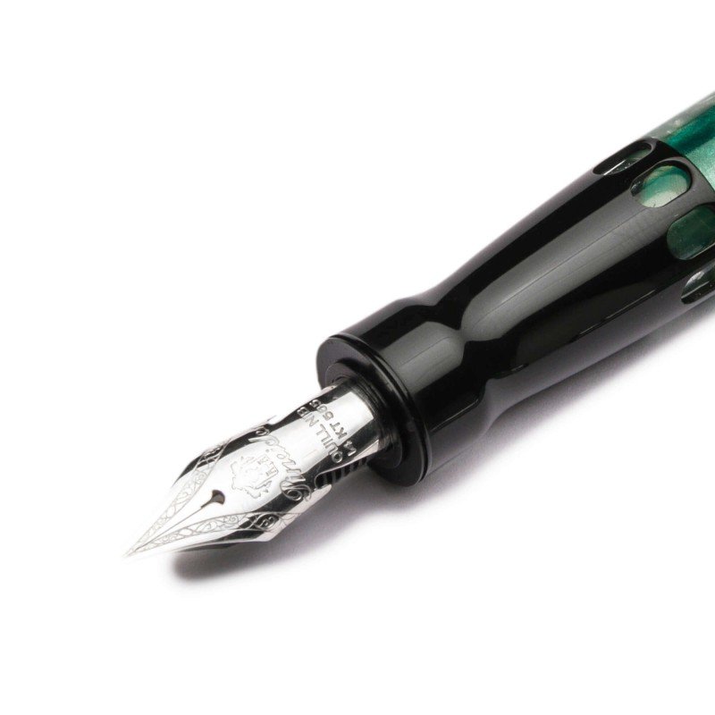 Pineider La Grande Bellezza Arco Desert Beetle Fountain pen