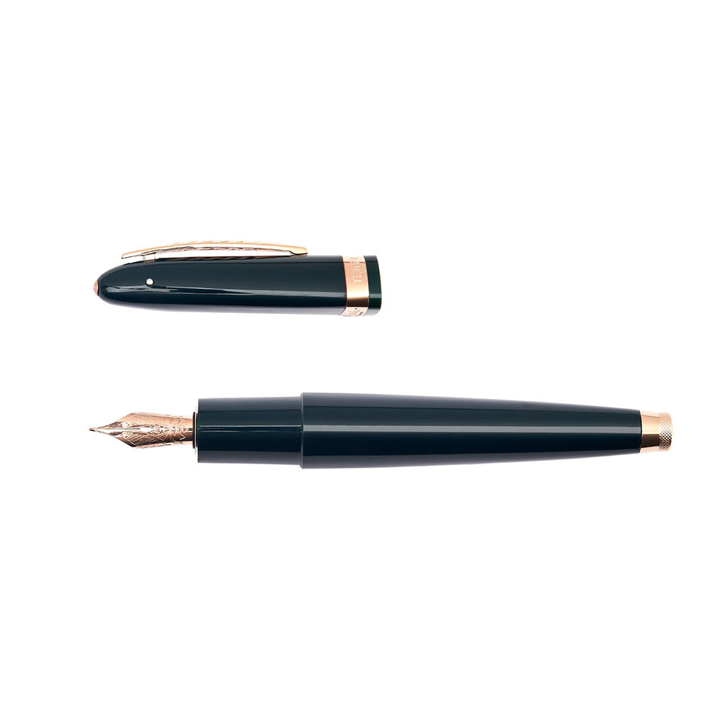 Pineider Modern Times British Racing Green RGT Fountain pen