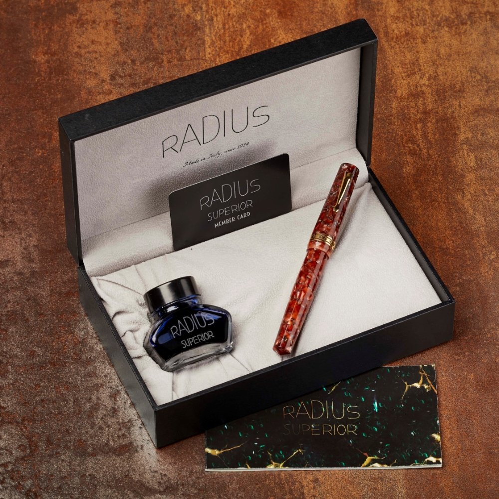 Radius Superior Monterosso Red Fountain pen