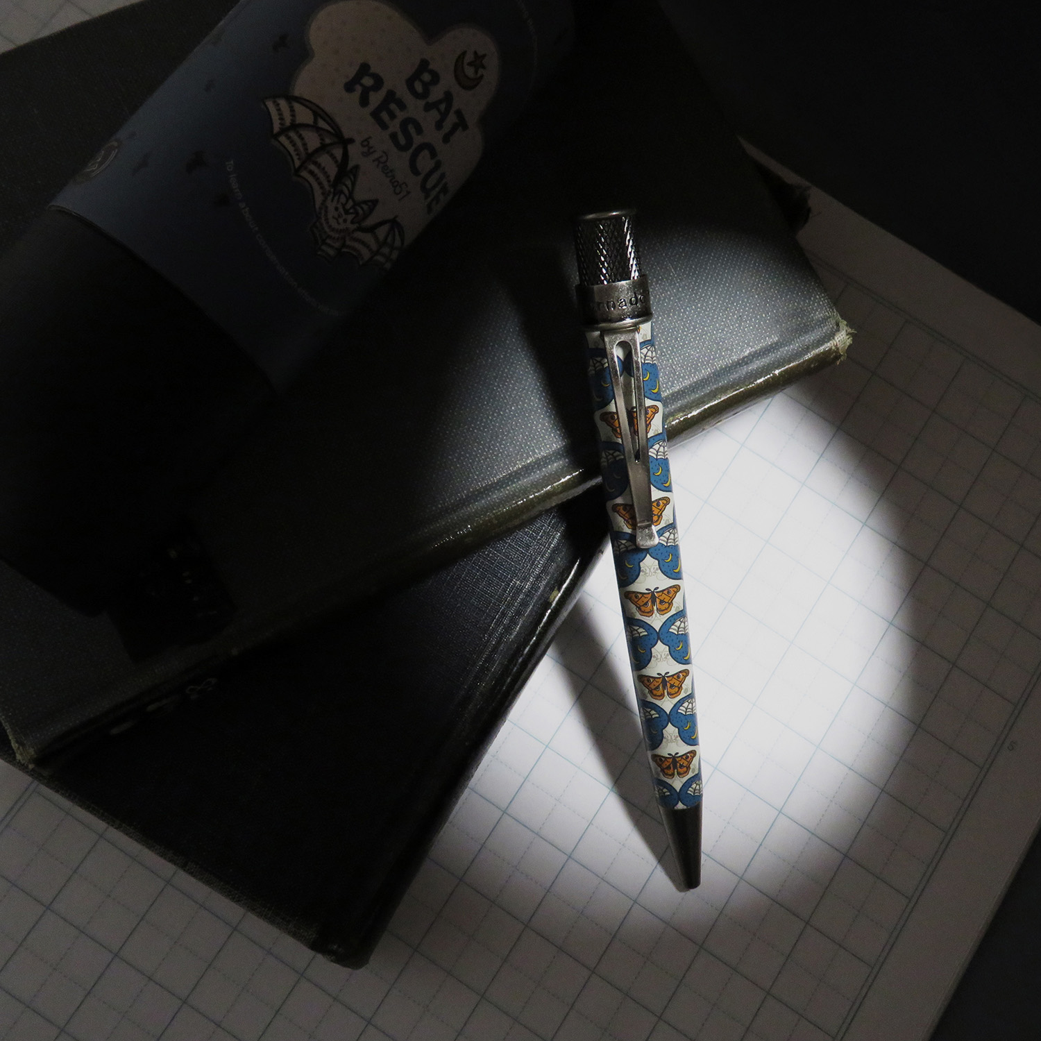 Retro 51 Tornado Bat Rescue Rollerball / Esferográfica