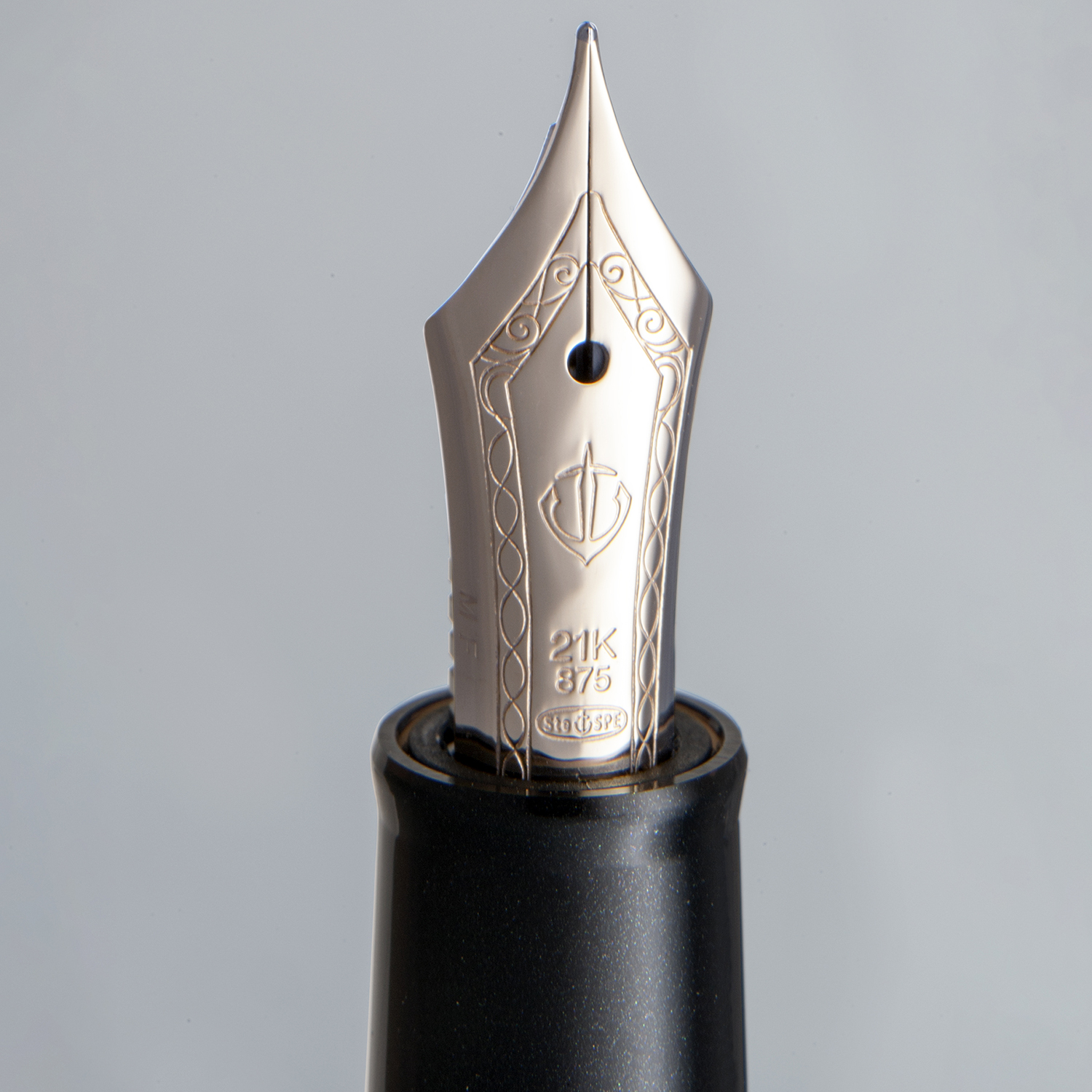 Sailor Veilio Pearl Black GT Fountain pen