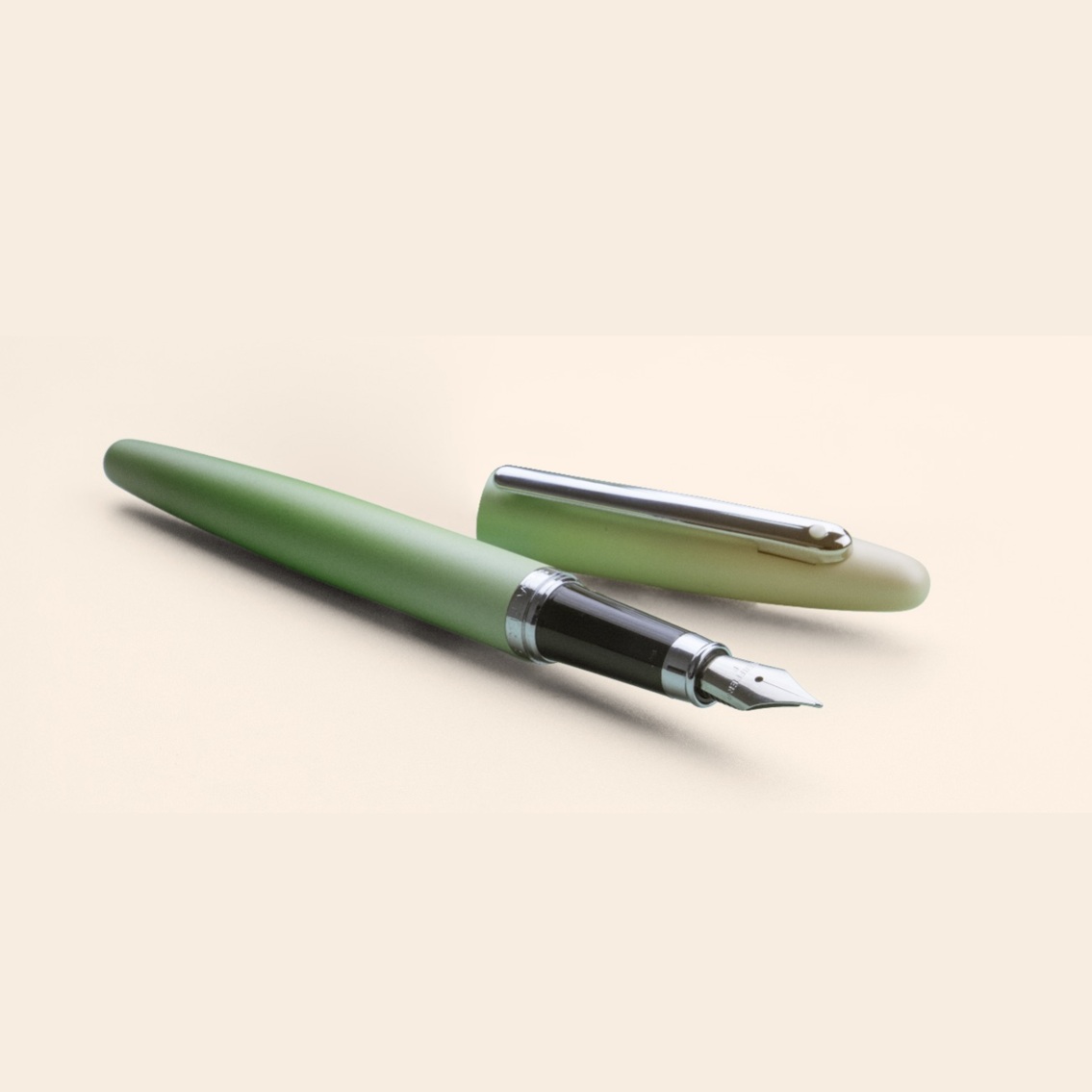 Sheaffer VFM Matcha Green Ombre Füllfederhalter