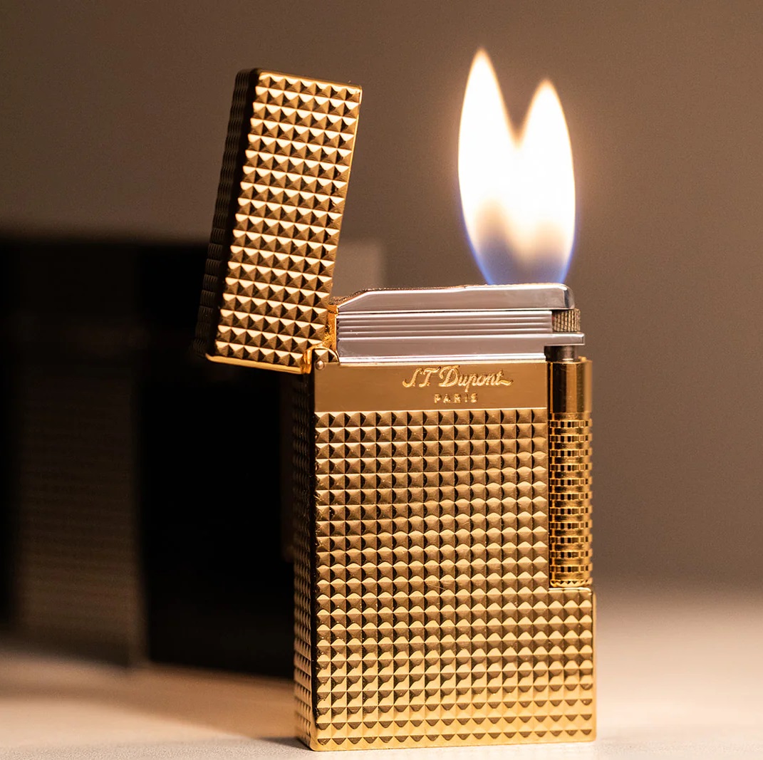 S.T. Dupont New Le Grand Yellow Gold Diamond Head Feuerzeug