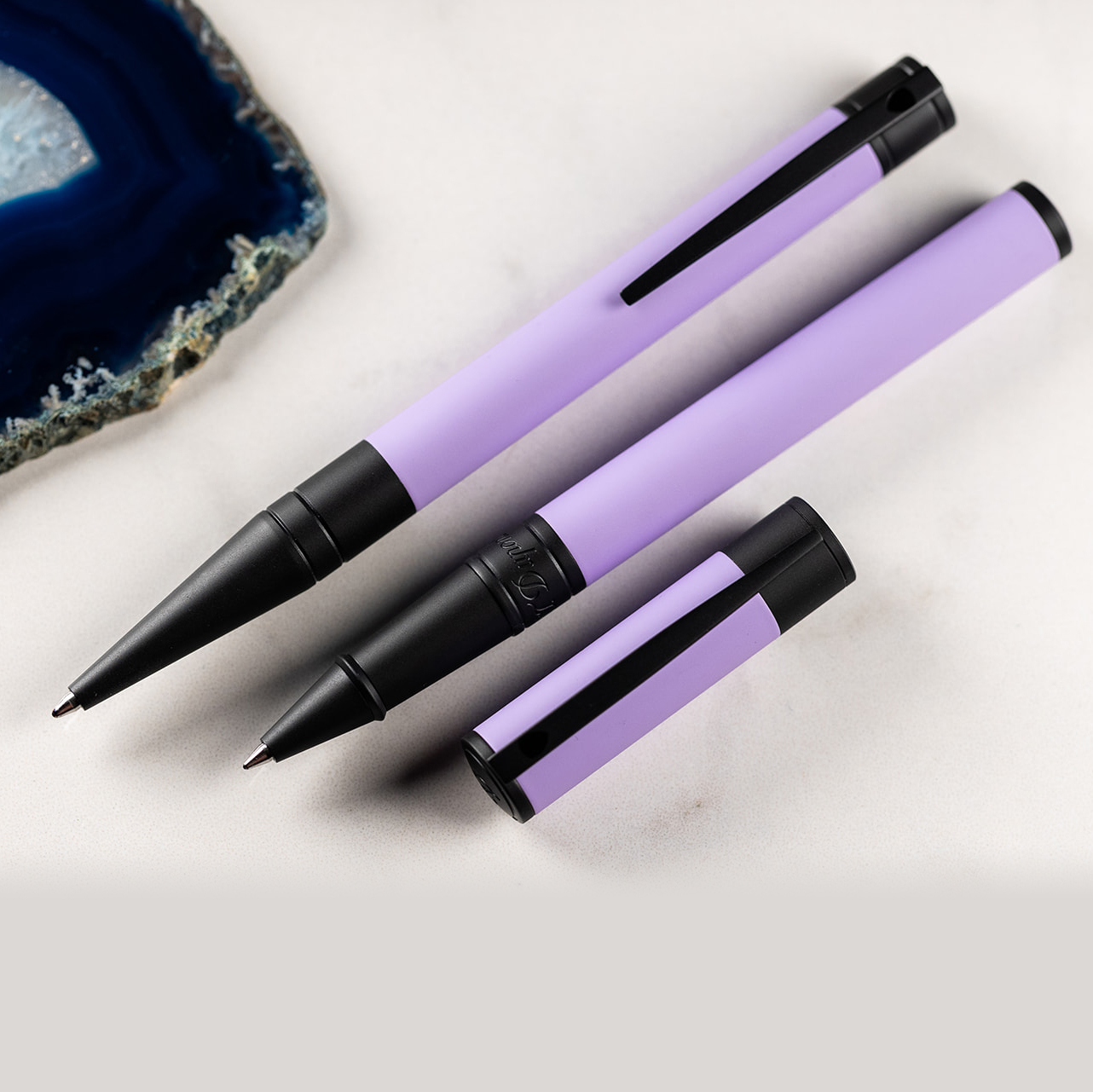 S.T. Dupont D-Initial Velvet Lilac & Black Balpen 265001