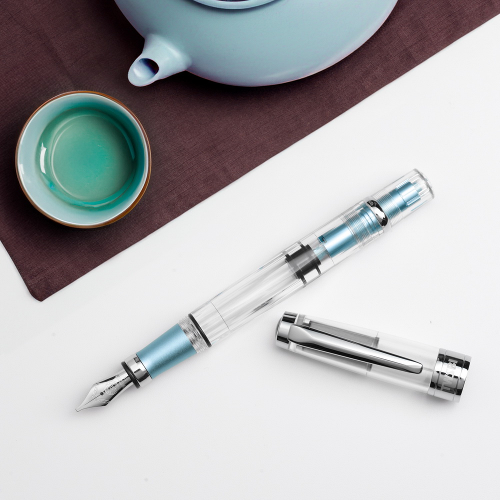 TWSBI Diamond 580 AL Iceberg Füllfederhalter