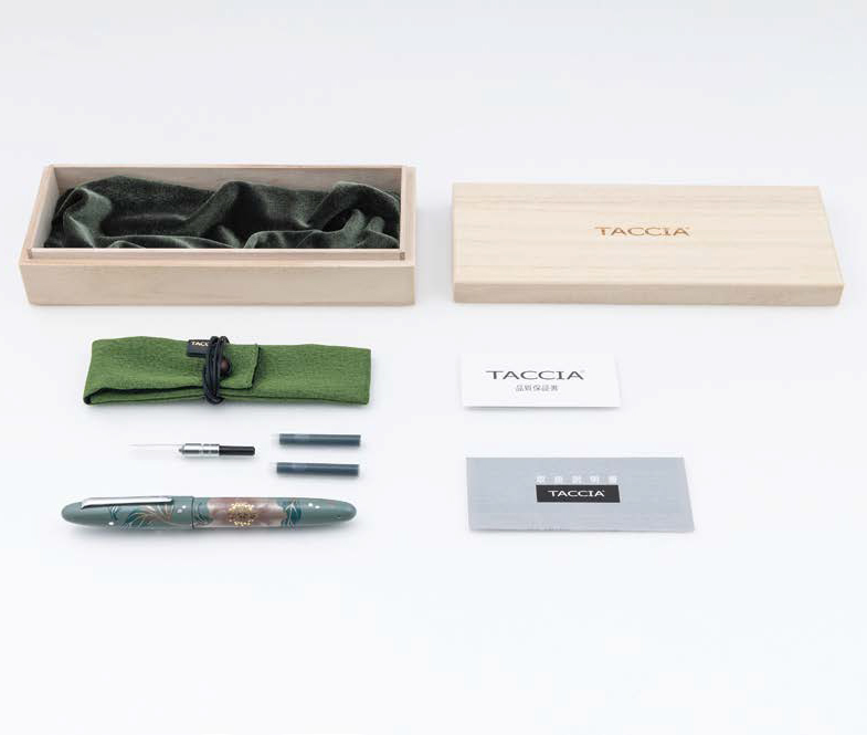 Taccia Mizu-ki Maki-e Urushi Natsu-momiji Fountain pen