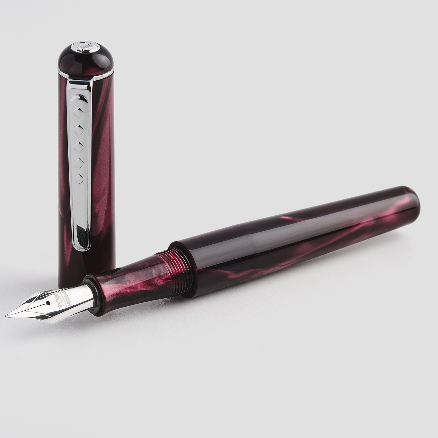 Tom Hessin Charles Collection Castle Claret Vulpen