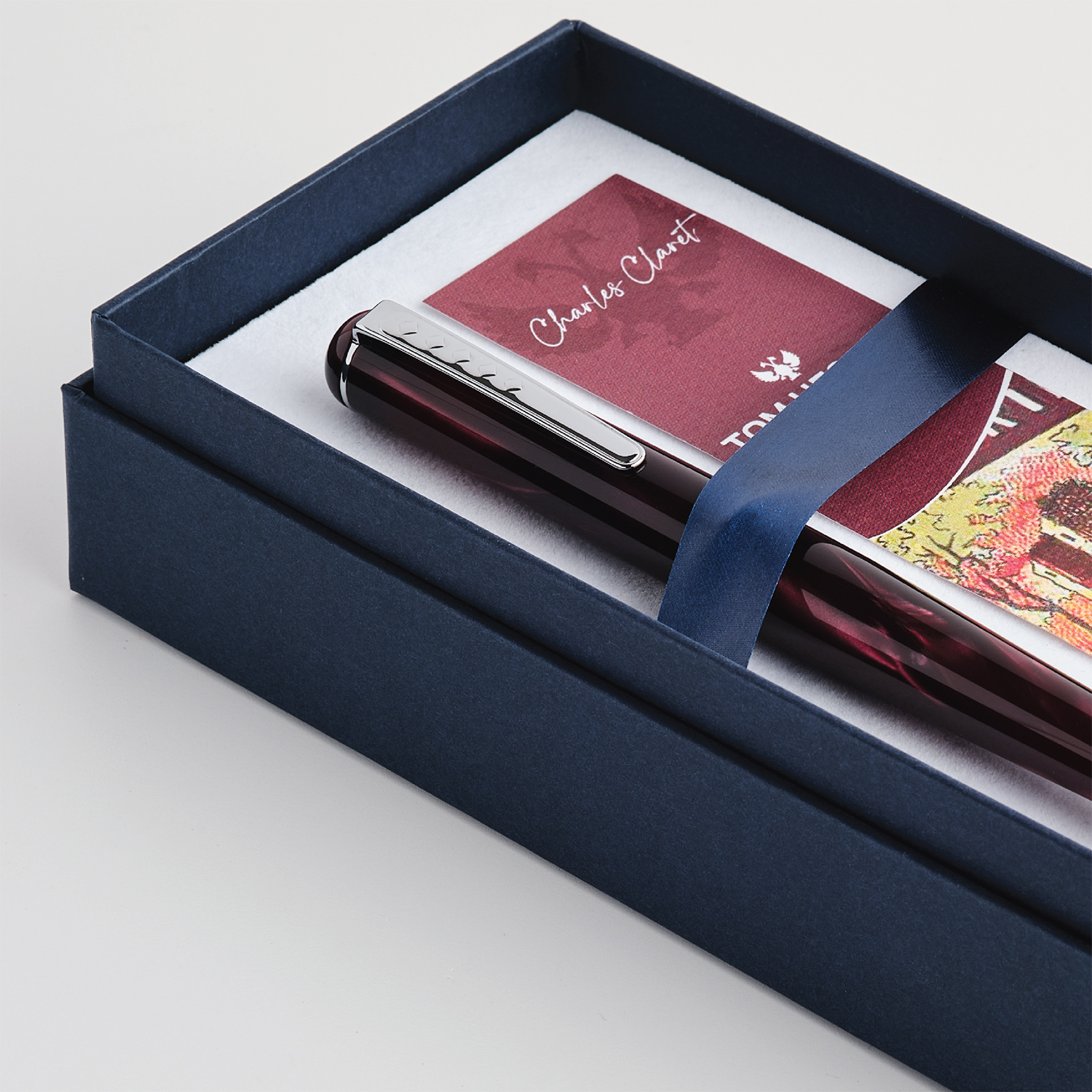 Tom Hessin Charles Collection Castle Claret Vulpen