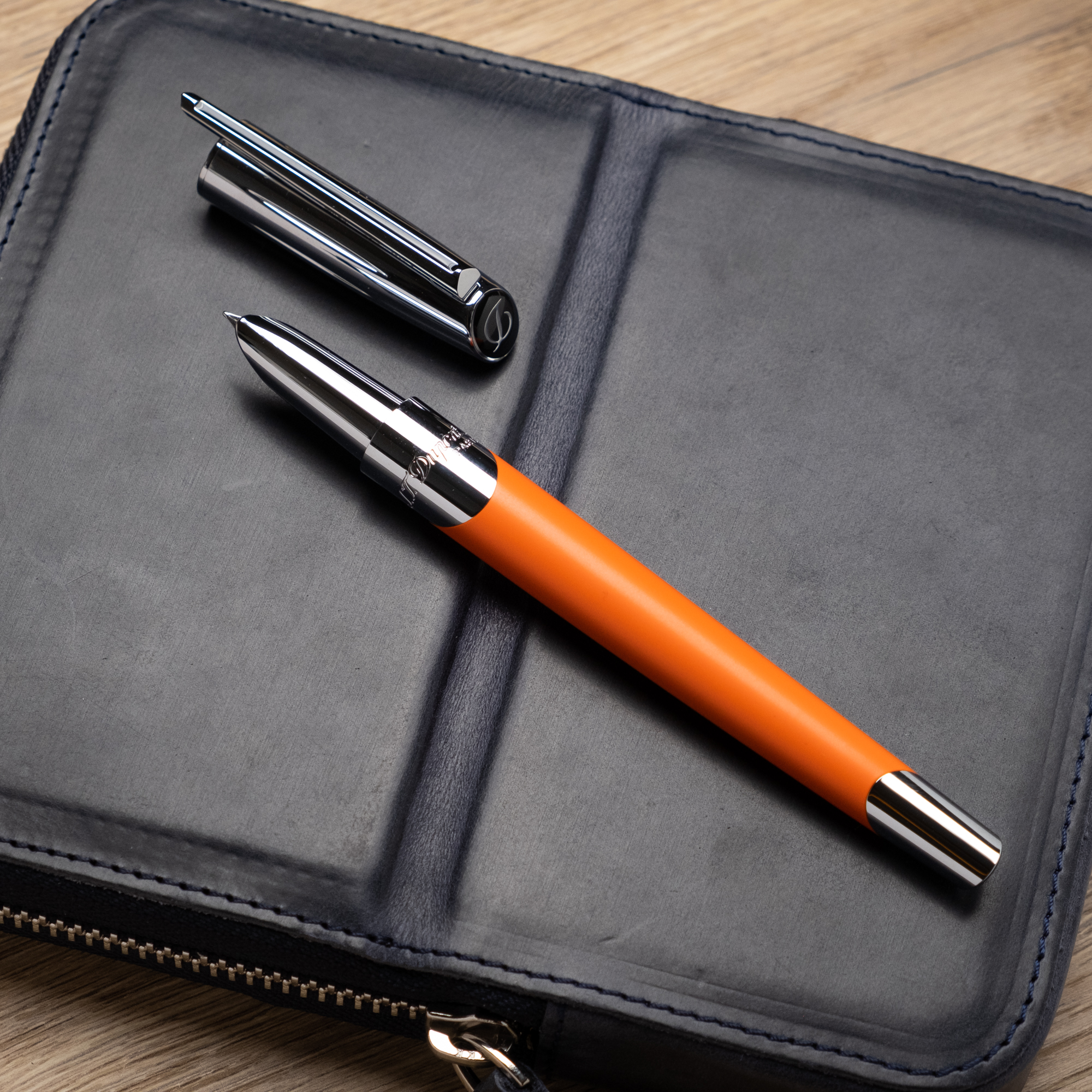 S.T. Dupont Défi Millennium Silver and Matt Orange Fountain pen