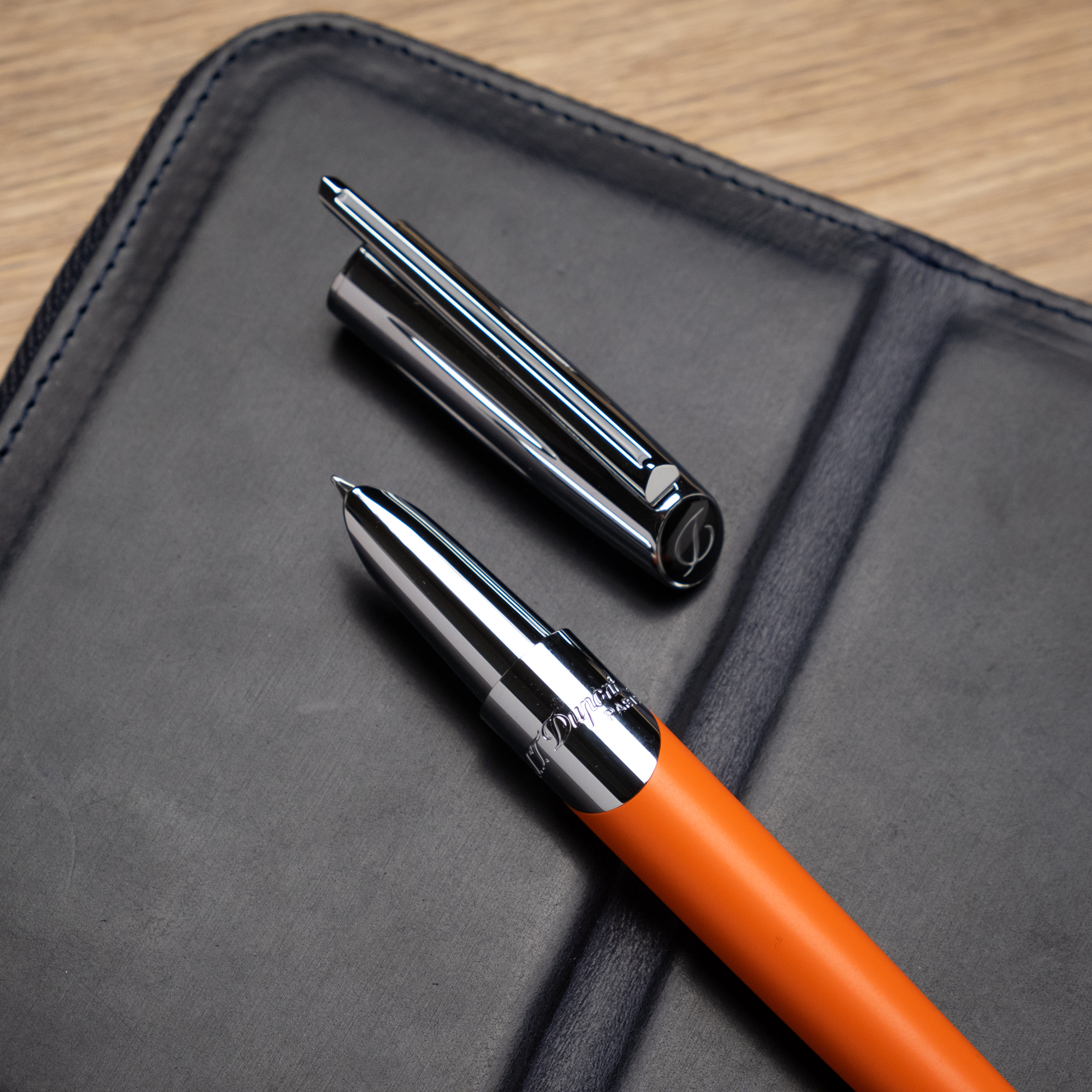 S.T. Dupont Défi Millennium Silver and Matt Orange Fountain pen