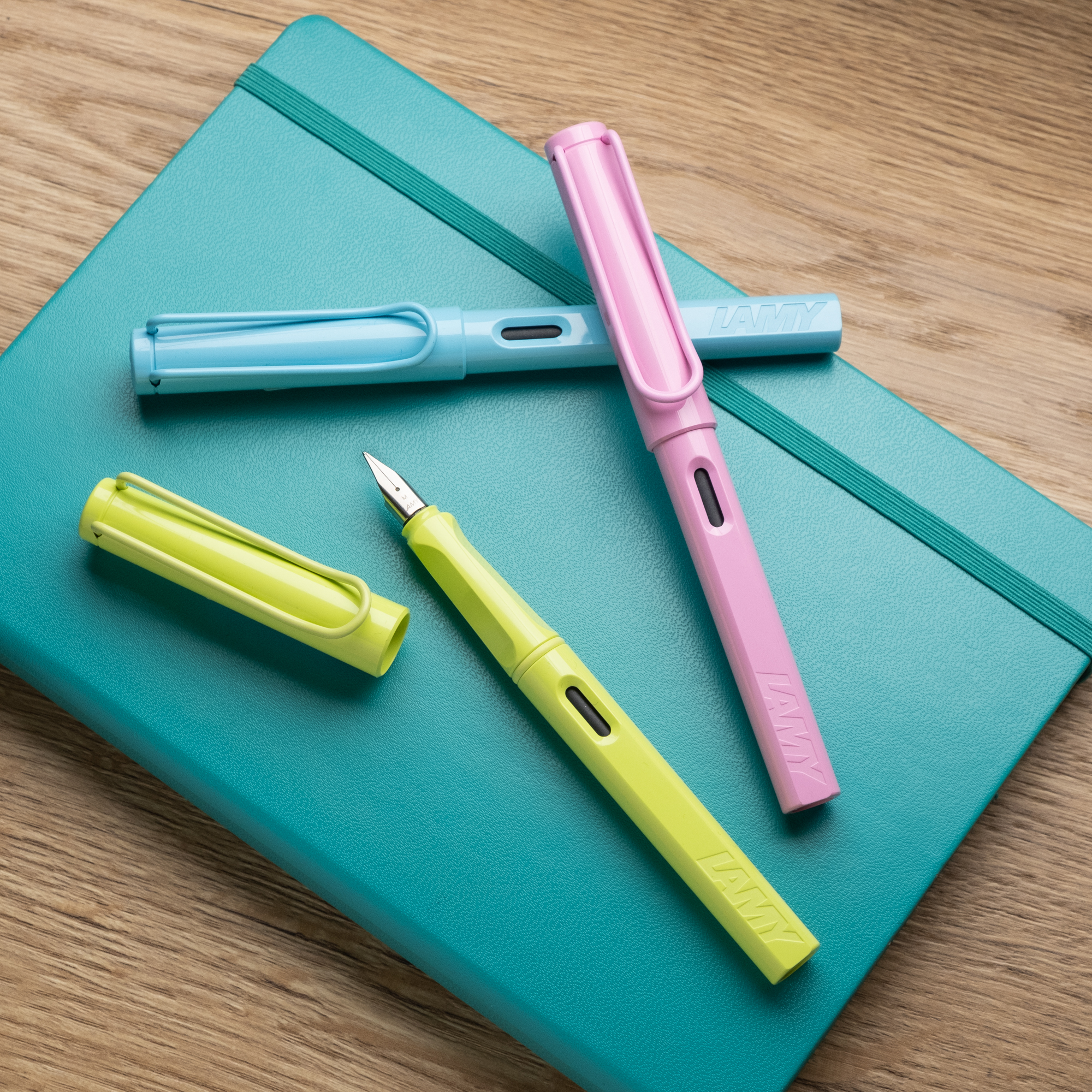 Lamy Safari Aqua Sky 2023 Special Edition Fountain Pen