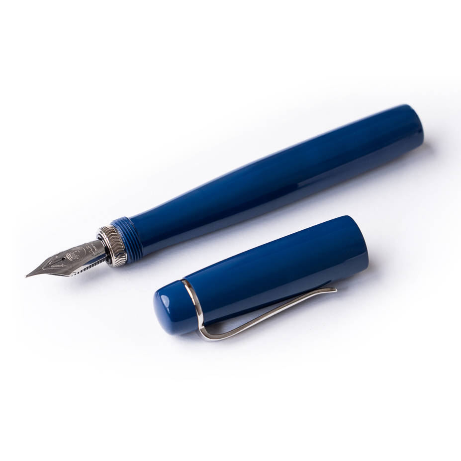 Ulpia 117 Ebonite Celeste Blue ST Fountain pen
