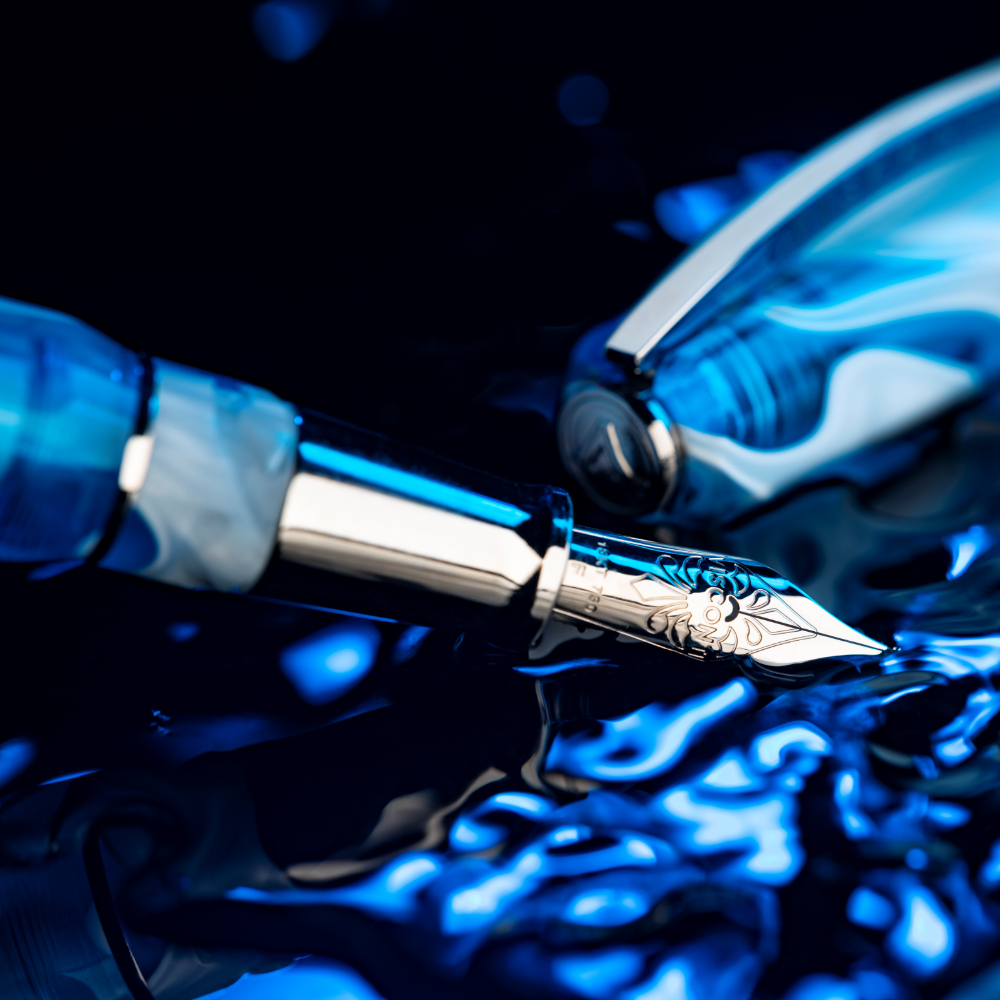 Visconti Opera Master Antarctica Fountain pen