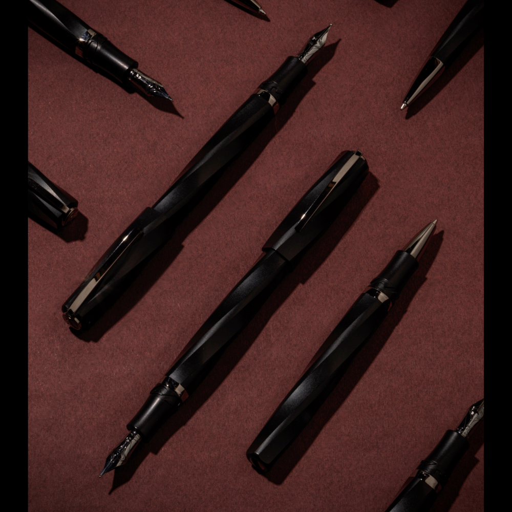 Visconti Divina Matte Black Ballpoint