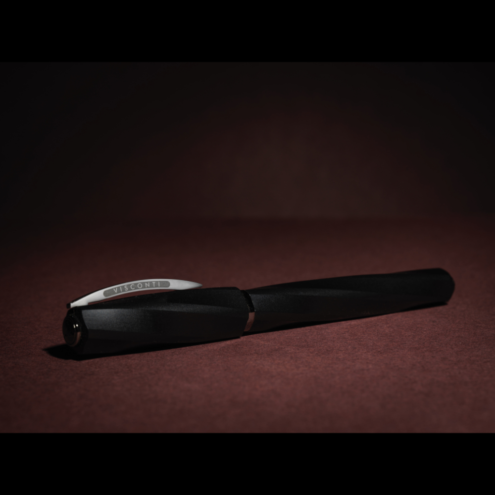 Visconti Divina Fashion Black GT Rollerball