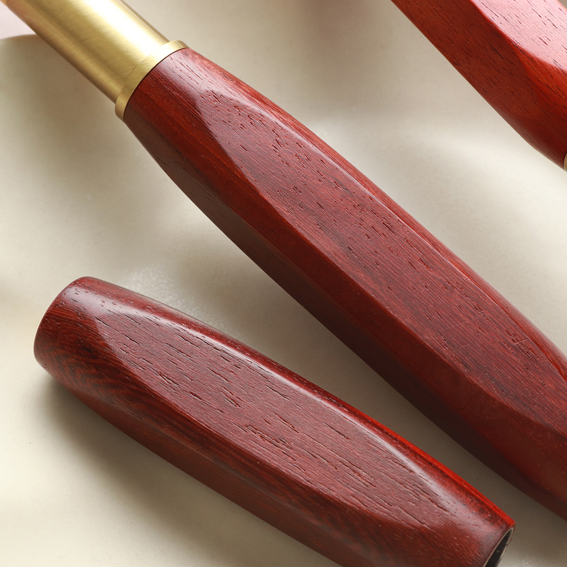 Wancher Densho 6 Facets Sandalwood Vulpen
