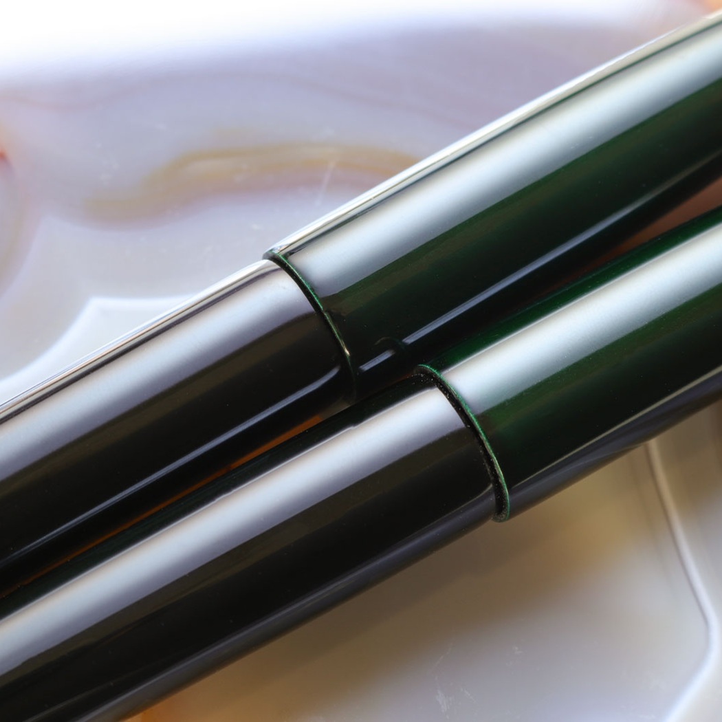 Wancher Dream Pen Aizu Urushi Tamamushi-nuri Midori Fountain Pen