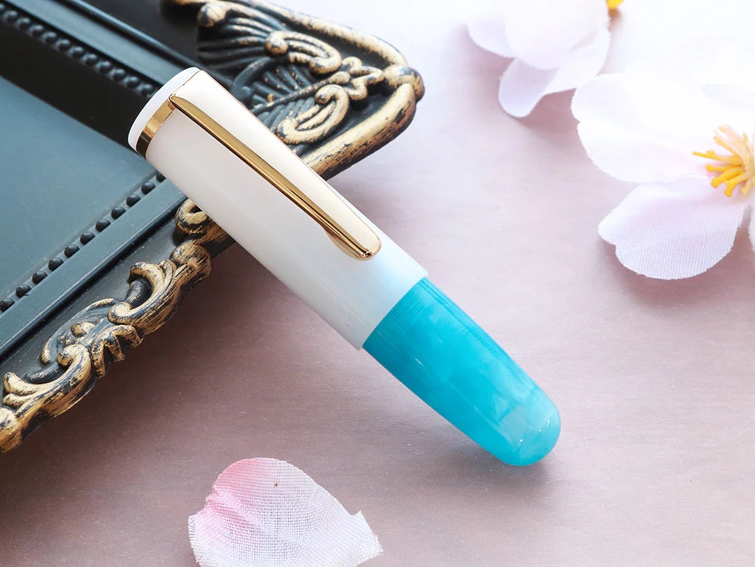 Wancher PuChiCo Arctic Blue GT Fountain Pen