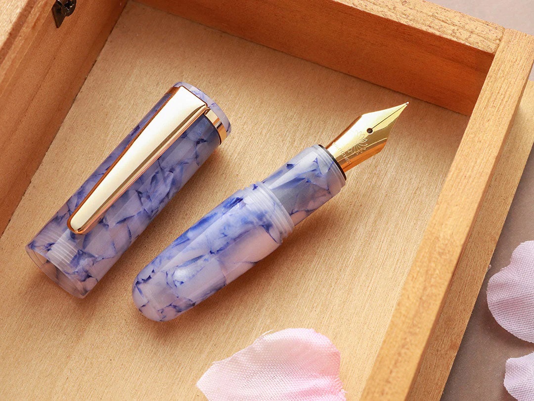 Wancher PuChiCo Hawaian Blue GT Stylo Plume