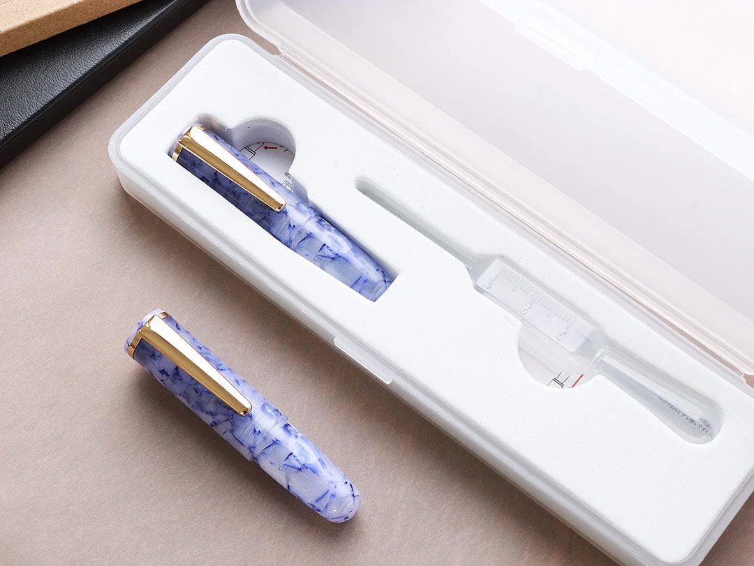 Wancher PuChiCo Hawaian Blue GT Stylo Plume