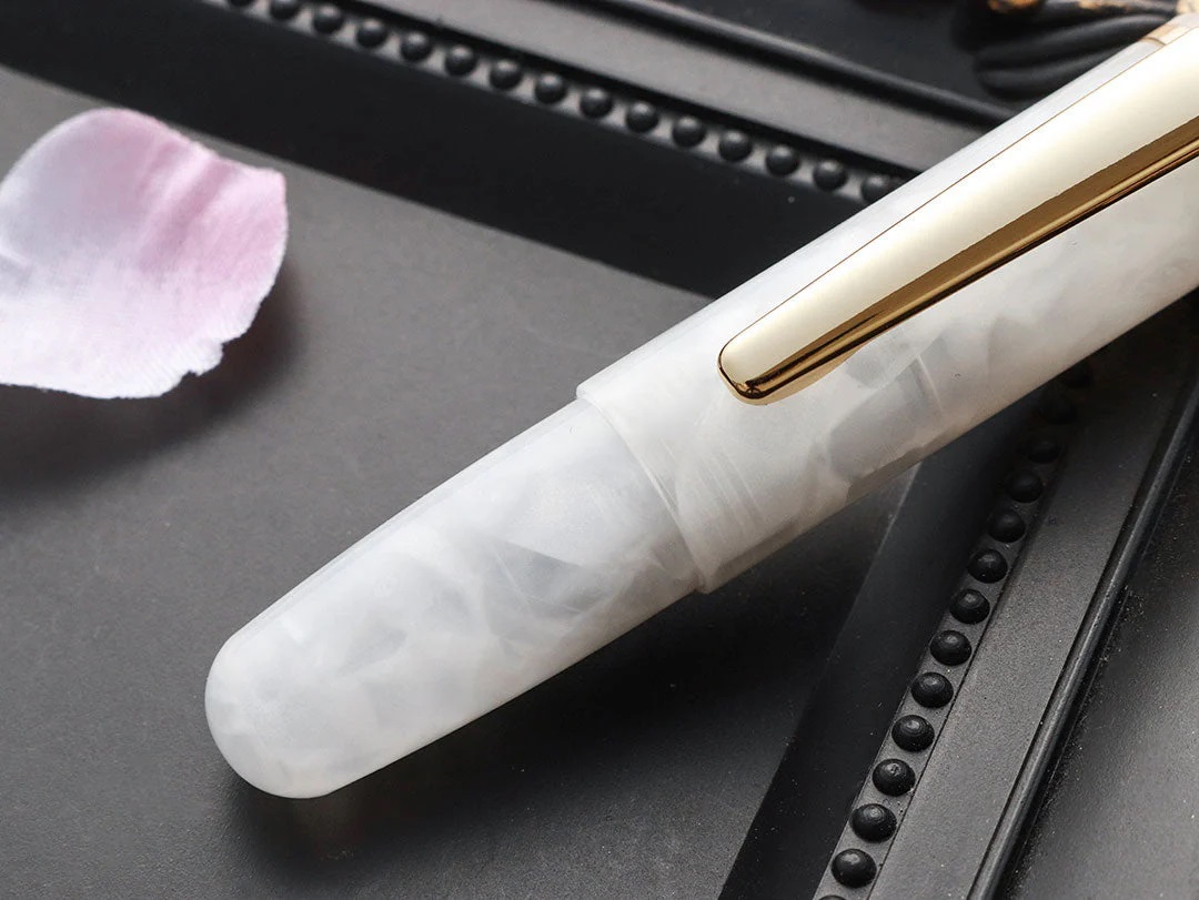 Wancher PuChiCo White Snow GT Plumo Estilográfica