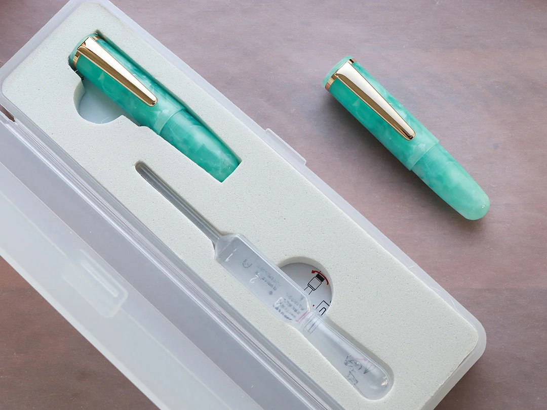 Wancher PuChiCo Tropical Green GT Stylo Plume